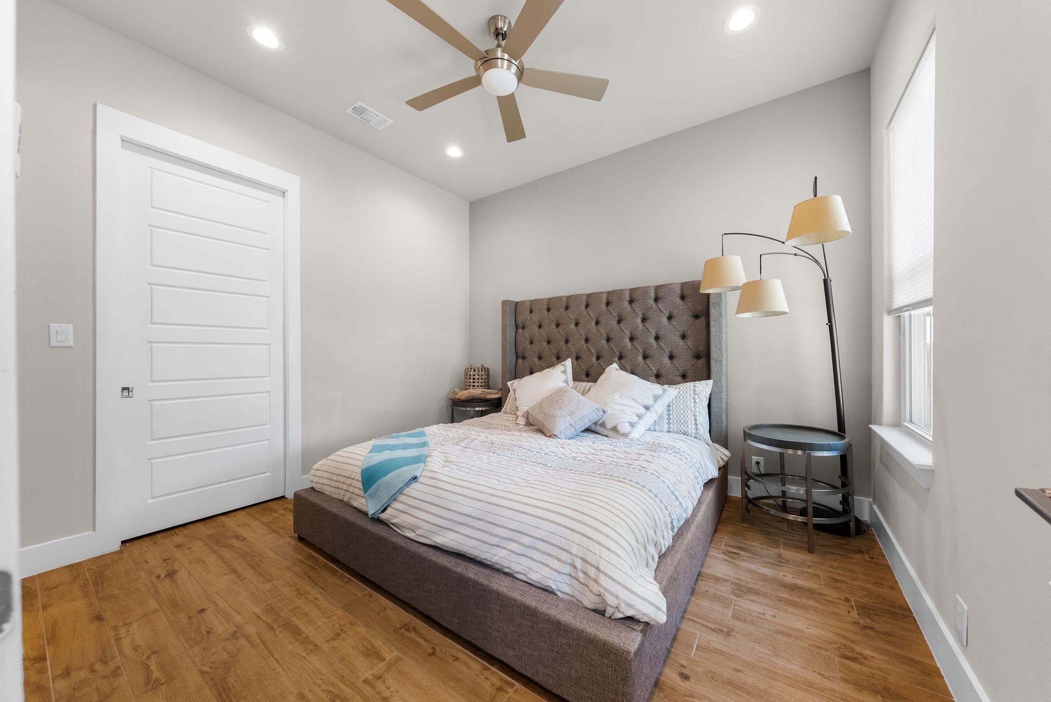 690 Cielo Springs Dr, Blanco, TX 78606