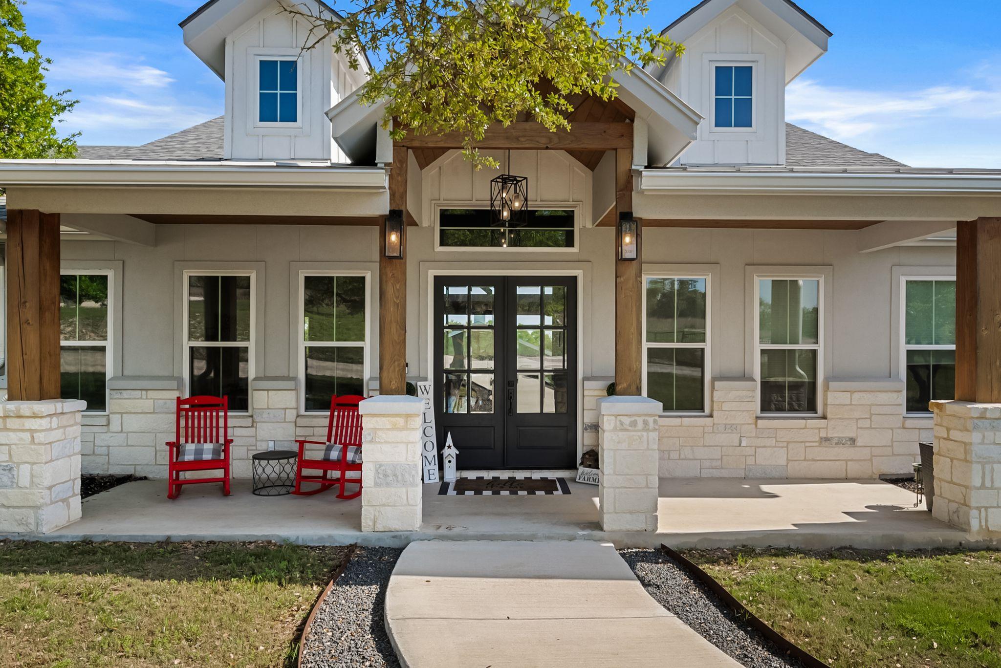 690 Cielo Springs Dr, Blanco, TX 78606