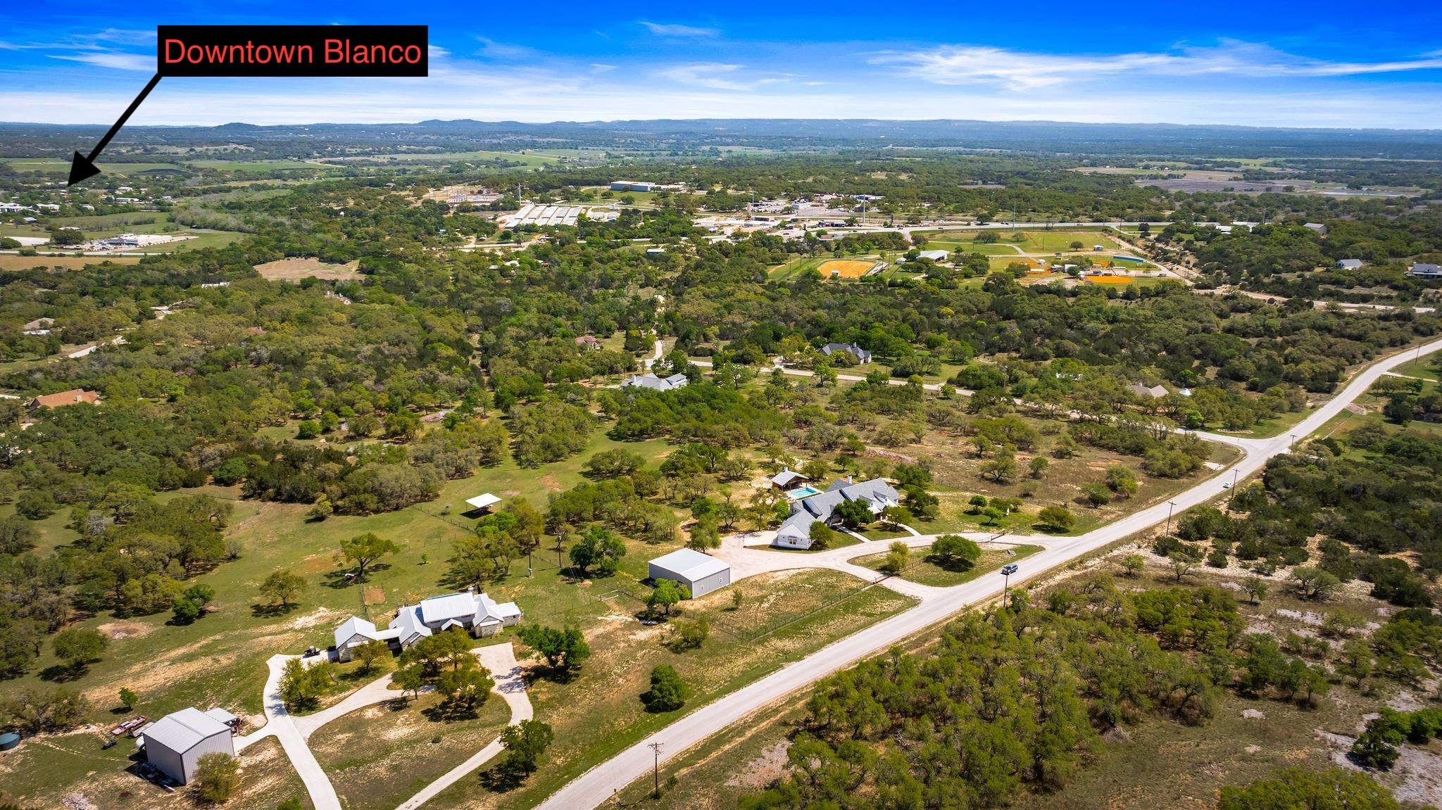 690 Cielo Springs Dr, Blanco, TX 78606