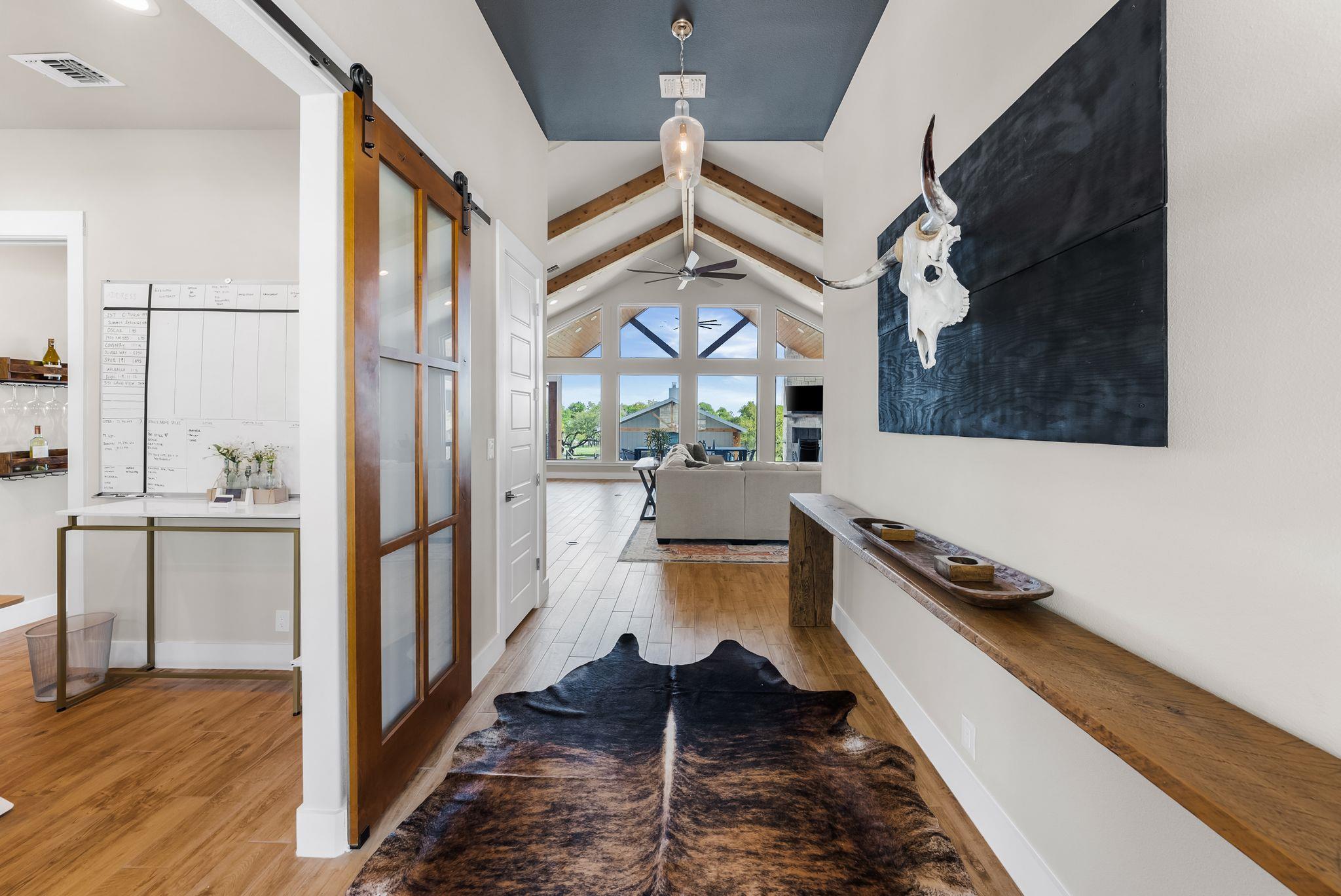 690 Cielo Springs Dr, Blanco, TX 78606