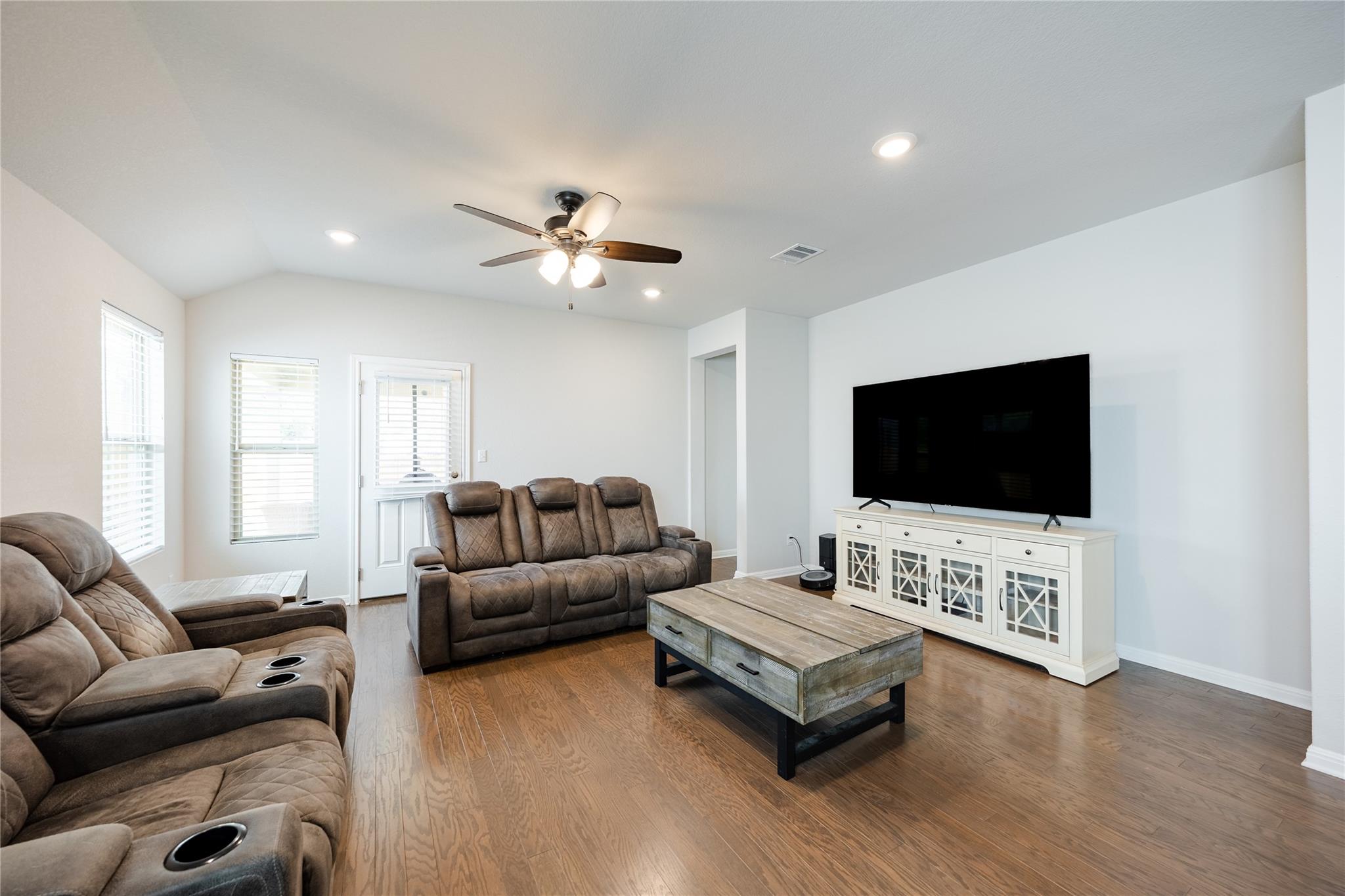 2021 Cartway Ct, Leander, TX 78641