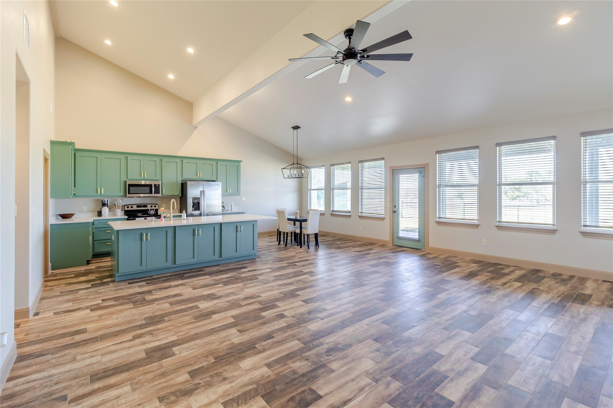 303 Bobs Trail, Bastrop, TX 78602