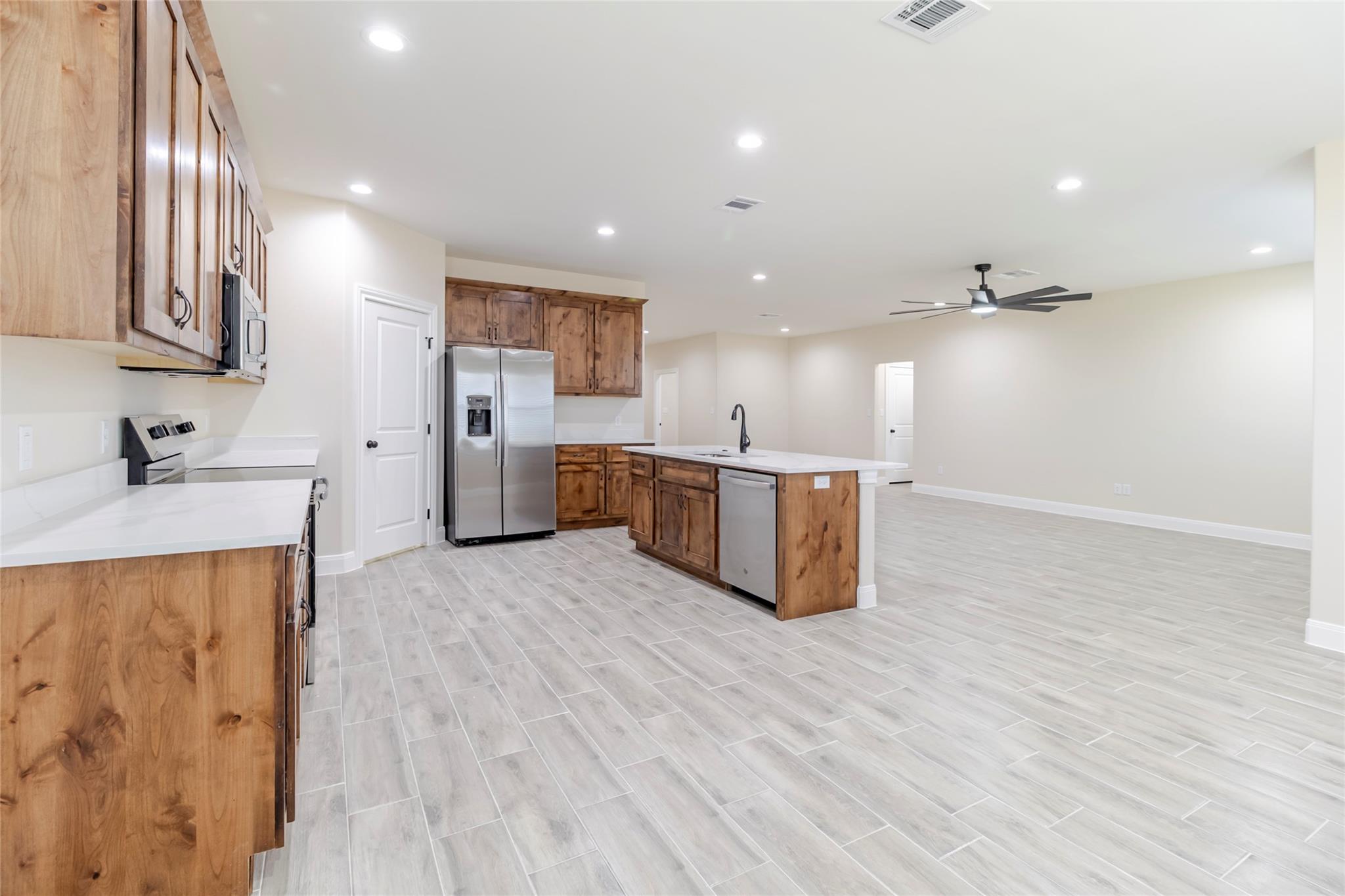 303 Bobs Trail, Bastrop, TX 78602