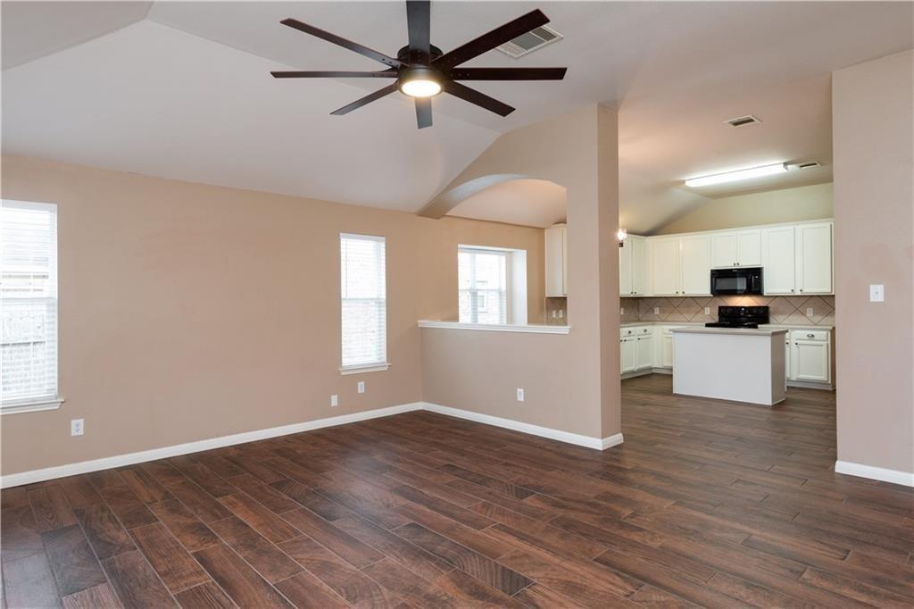 116 Campos Dr, Hutto, TX 78634