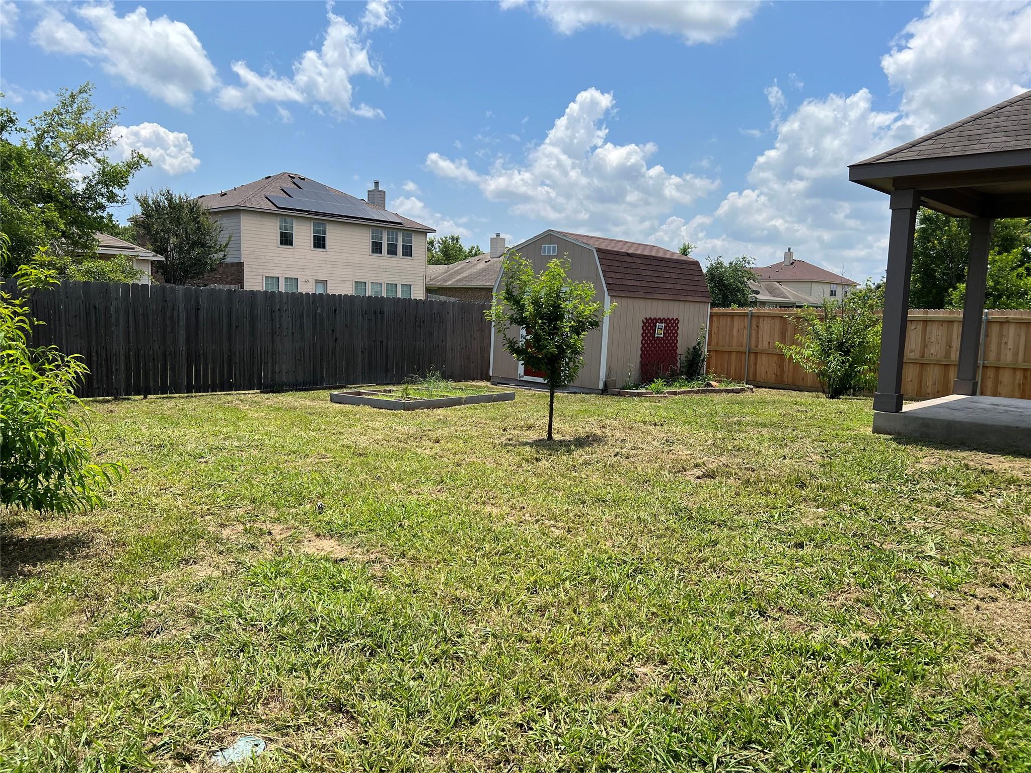 116 Campos Dr, Hutto, TX 78634