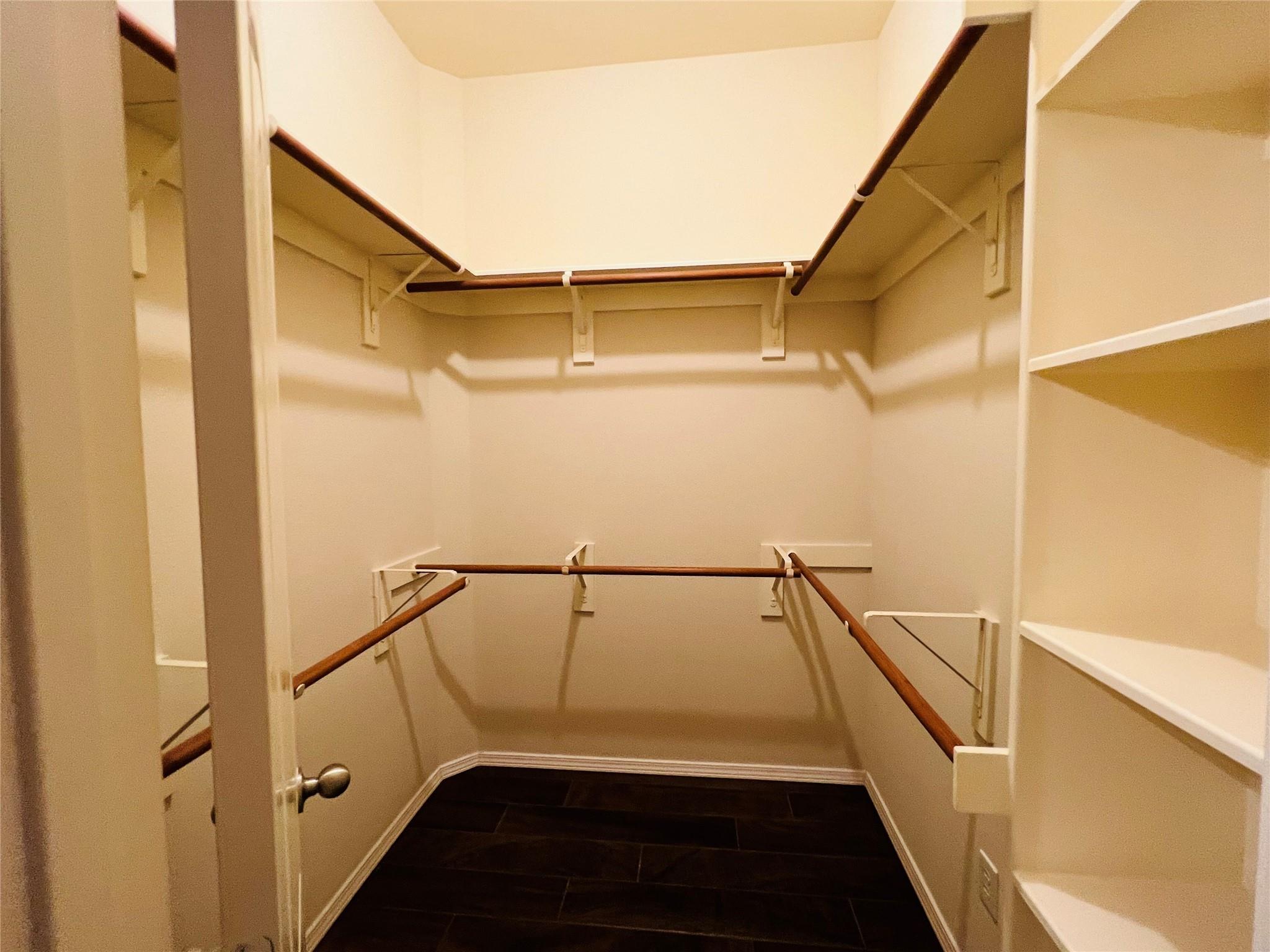 116 Campos Dr, Hutto, TX 78634