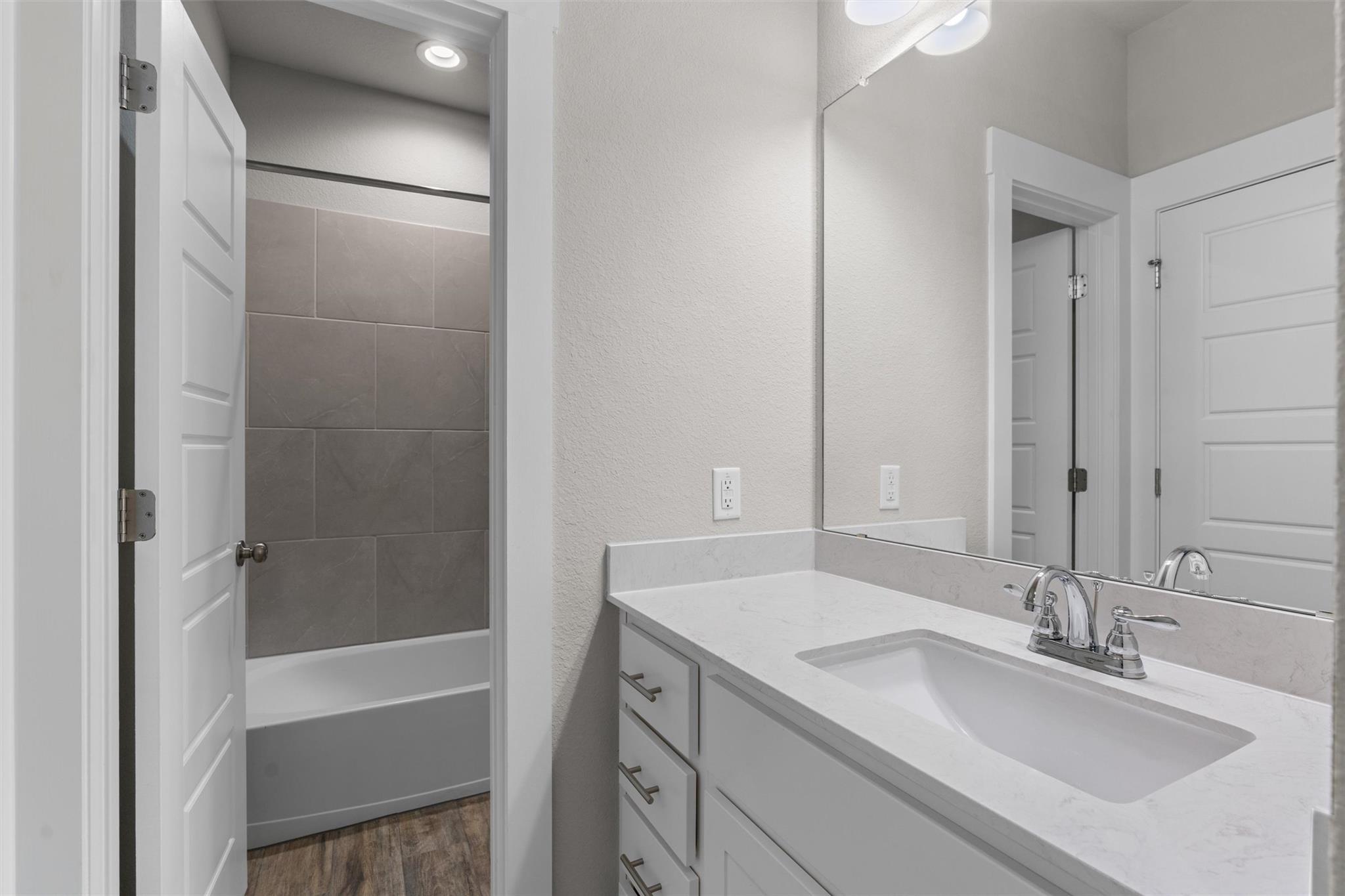 438 Brentwood Dr, Austin, TX 78737