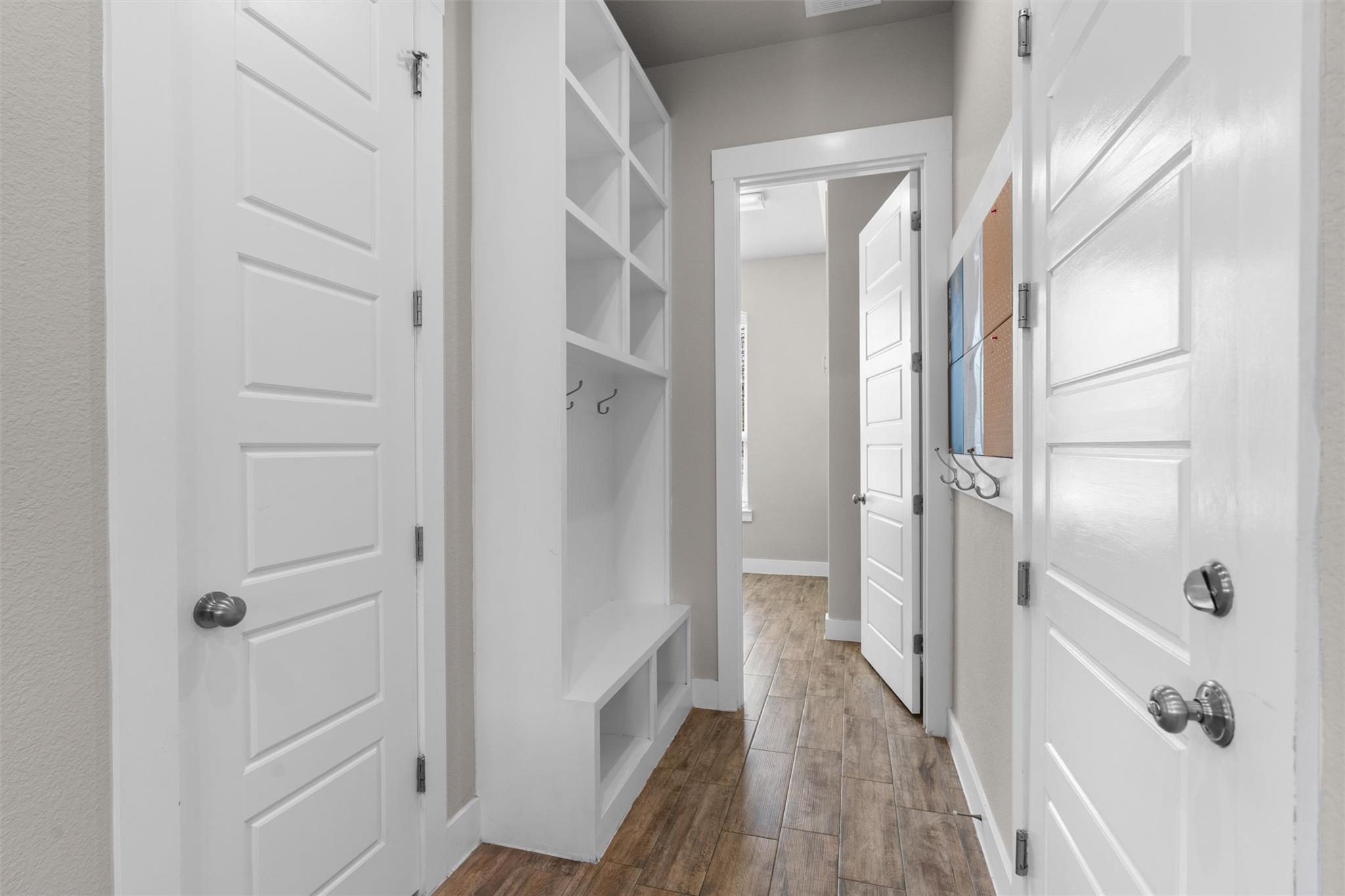 438 Brentwood Dr, Austin, TX 78737