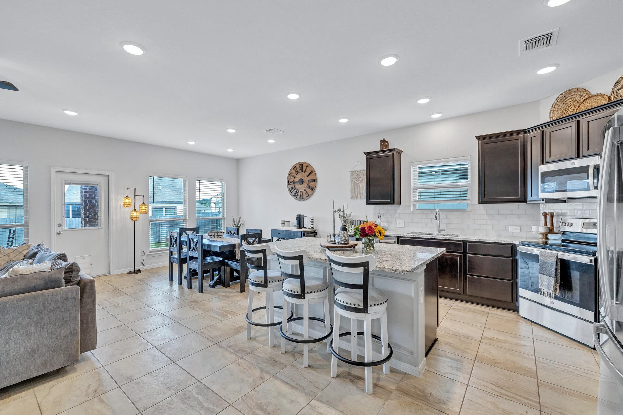 717 Friars Tuck Dr, Temple, TX 76502