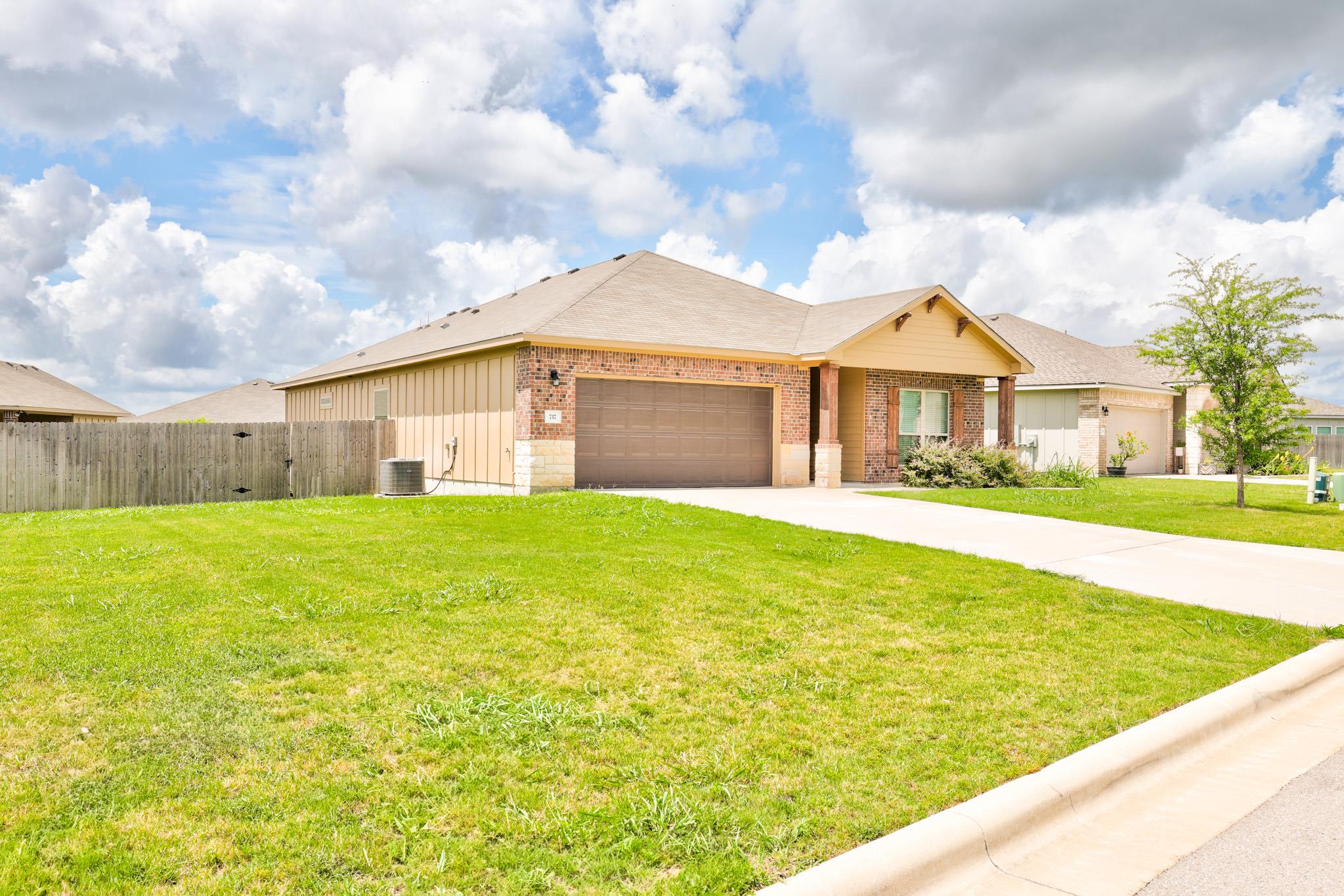 717 Friars Tuck Dr, Temple, TX 76502