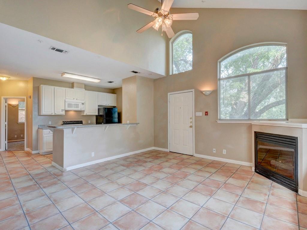 2502 Leon St # 102, Austin, TX 78705