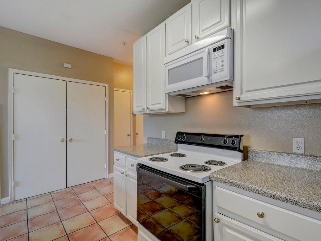 2502 Leon St # 102, Austin, TX 78705