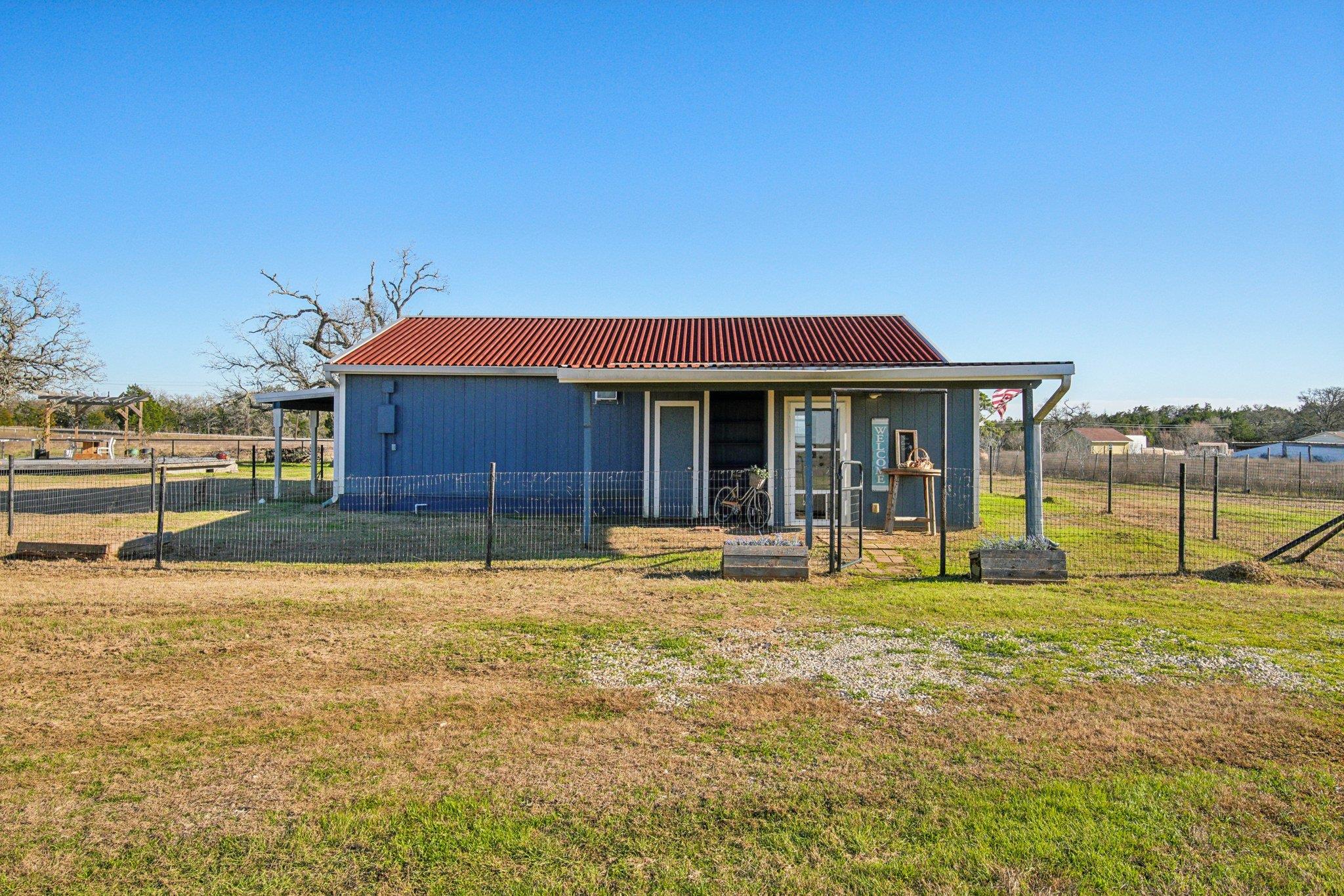 2200 Highway 21 E, Paige, TX 78659