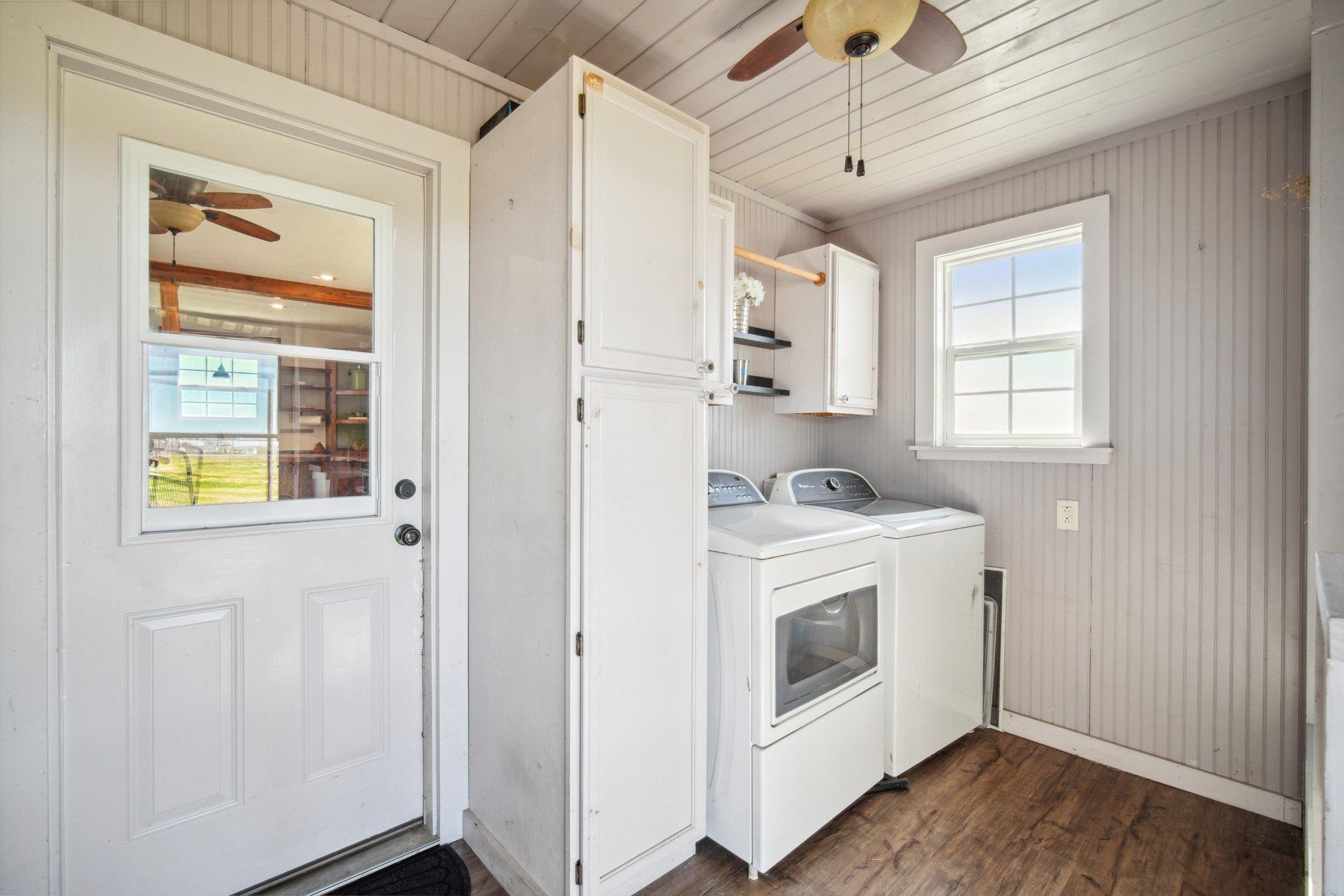 2200 Highway 21 E, Paige, TX 78659