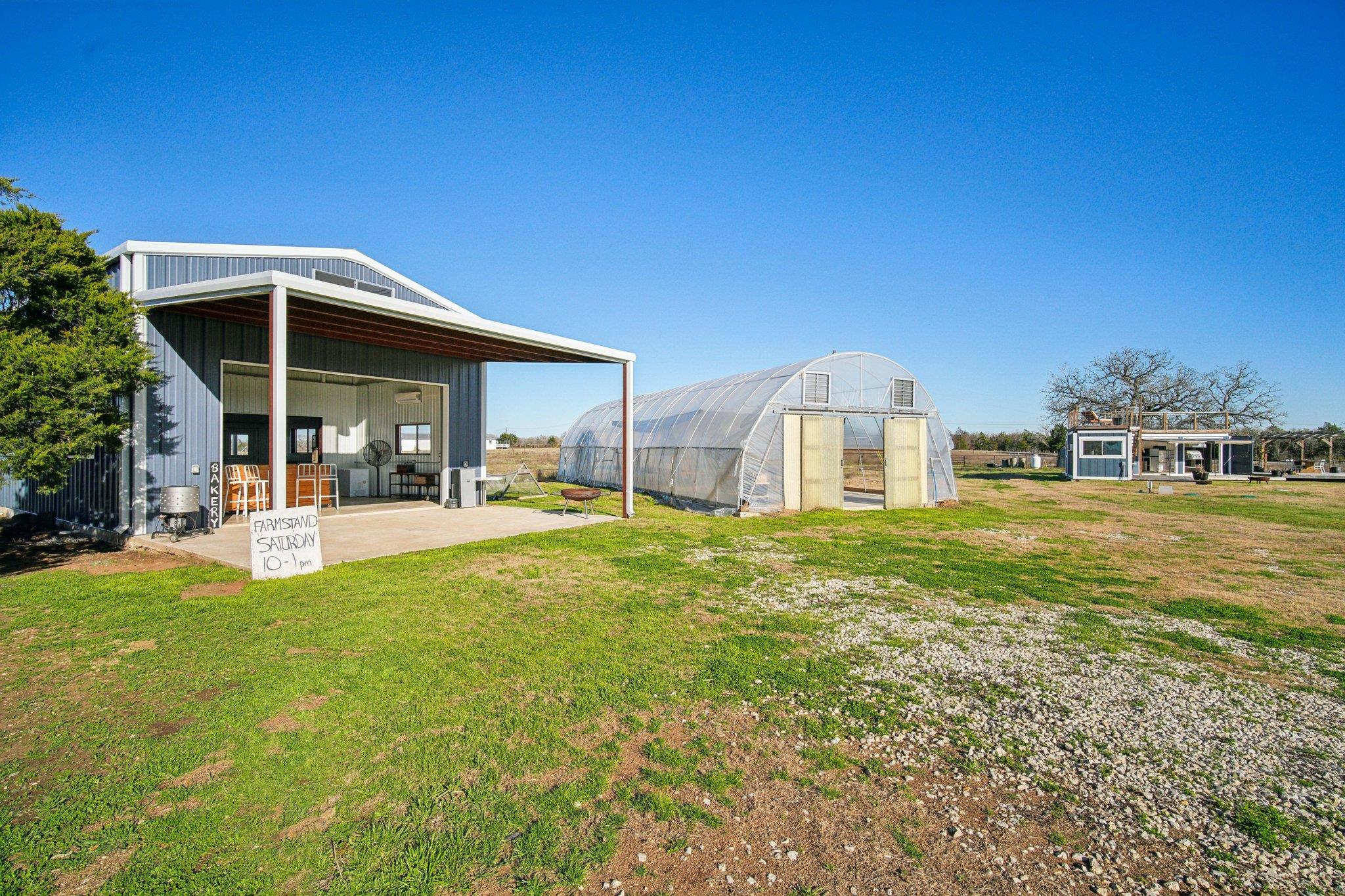 2200 Highway 21 E, Paige, TX 78659