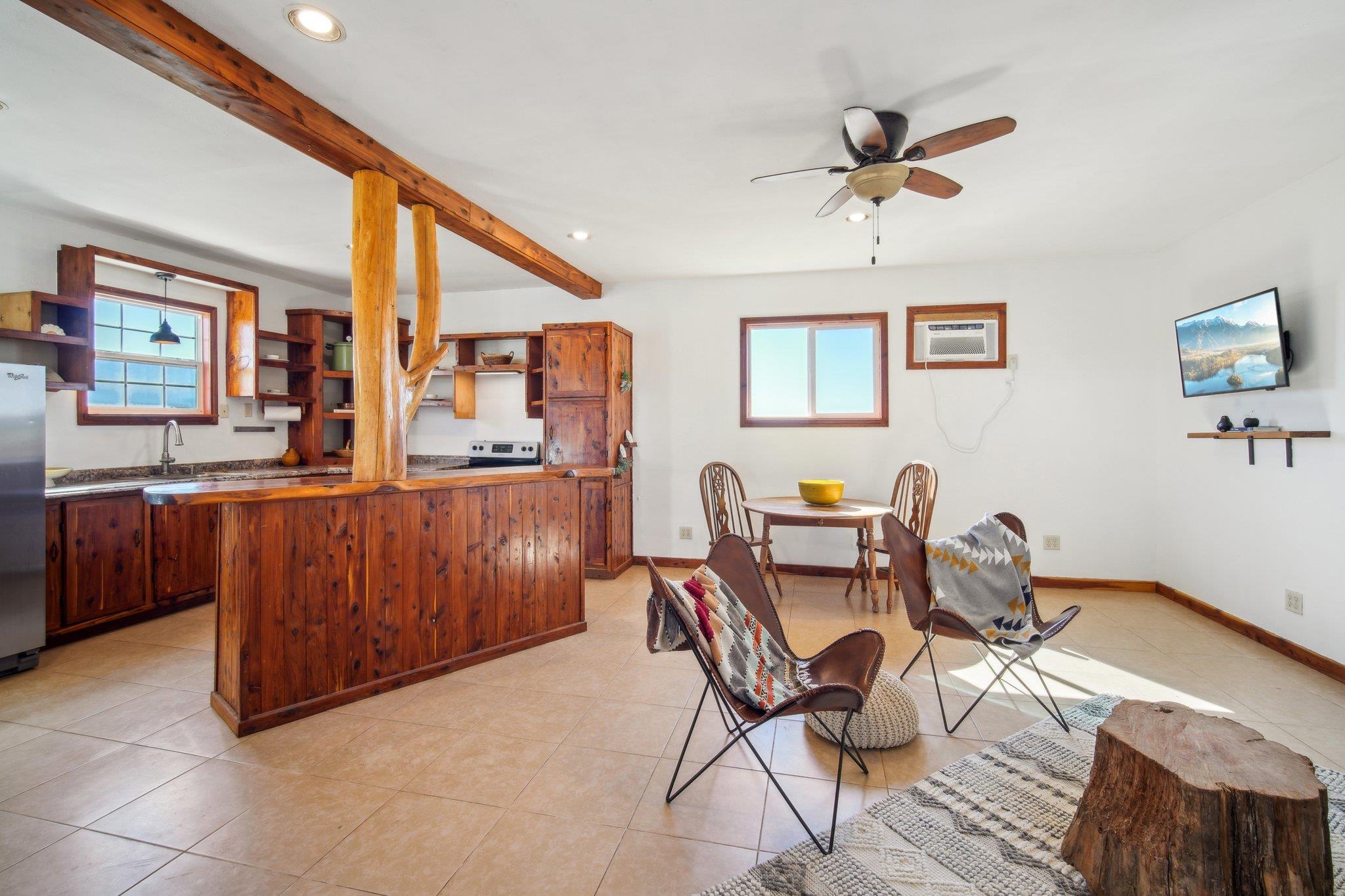 2200 Highway 21 E, Paige, TX 78659