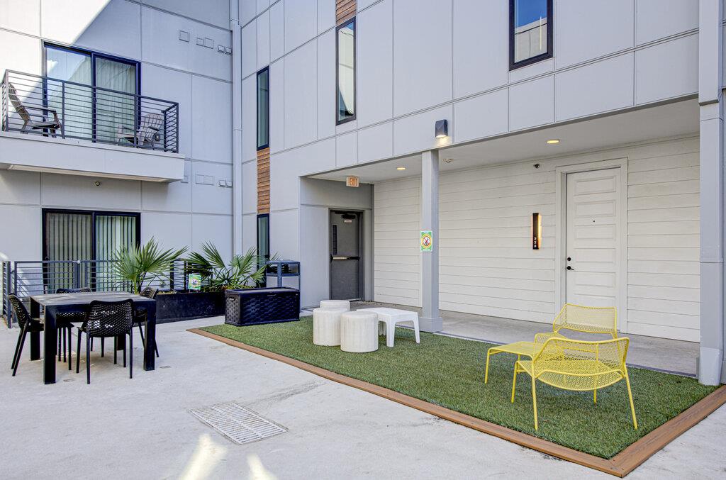 2220 Webberville Rd # 201, Austin, TX 78702