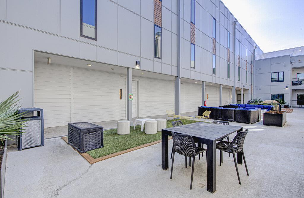 2220 Webberville Rd # 201, Austin, TX 78702