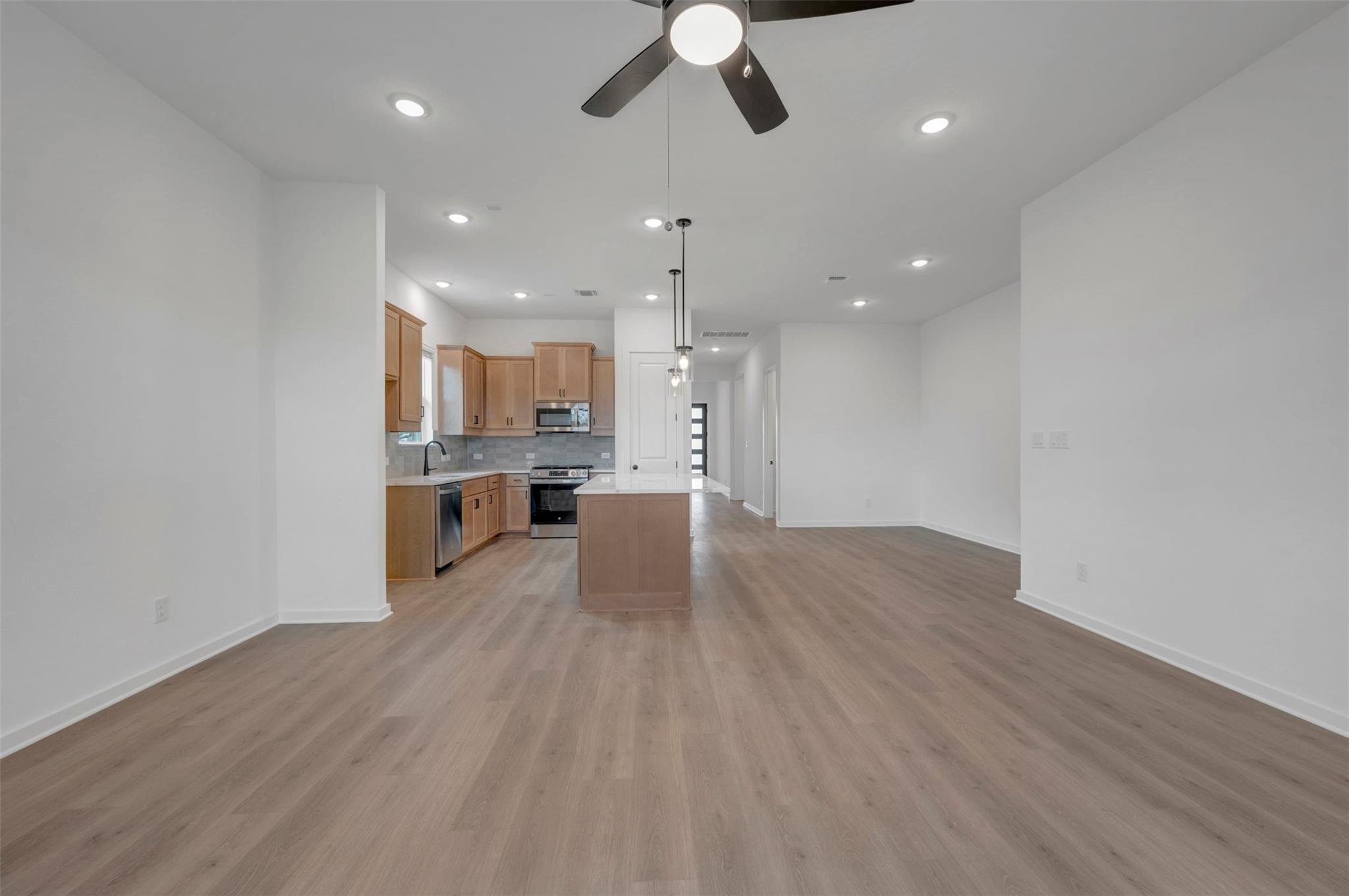 174 Norway Spruce St, Dripping Springs, TX 78620