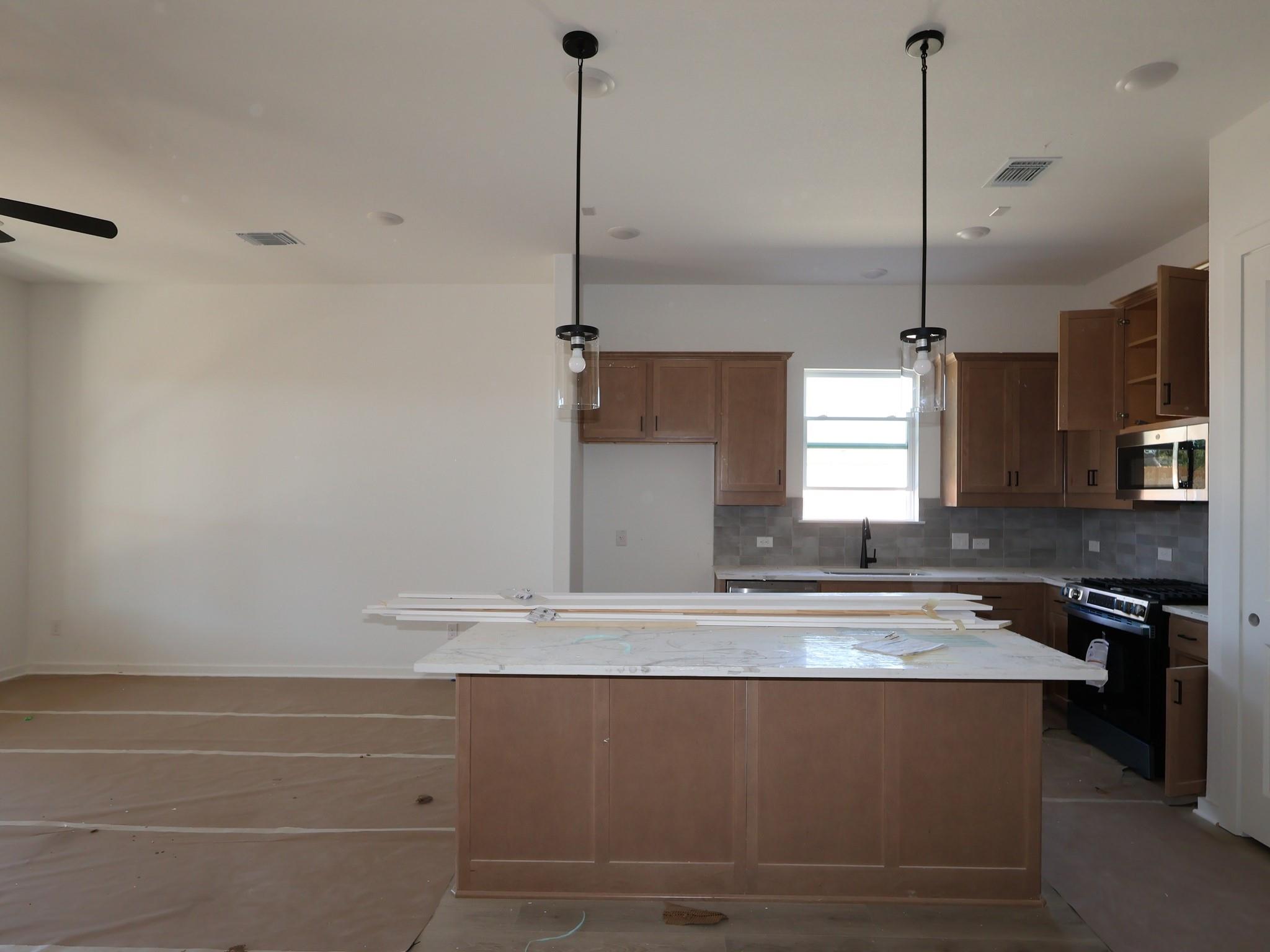 174 Norway Spruce St, Dripping Springs, TX 78620