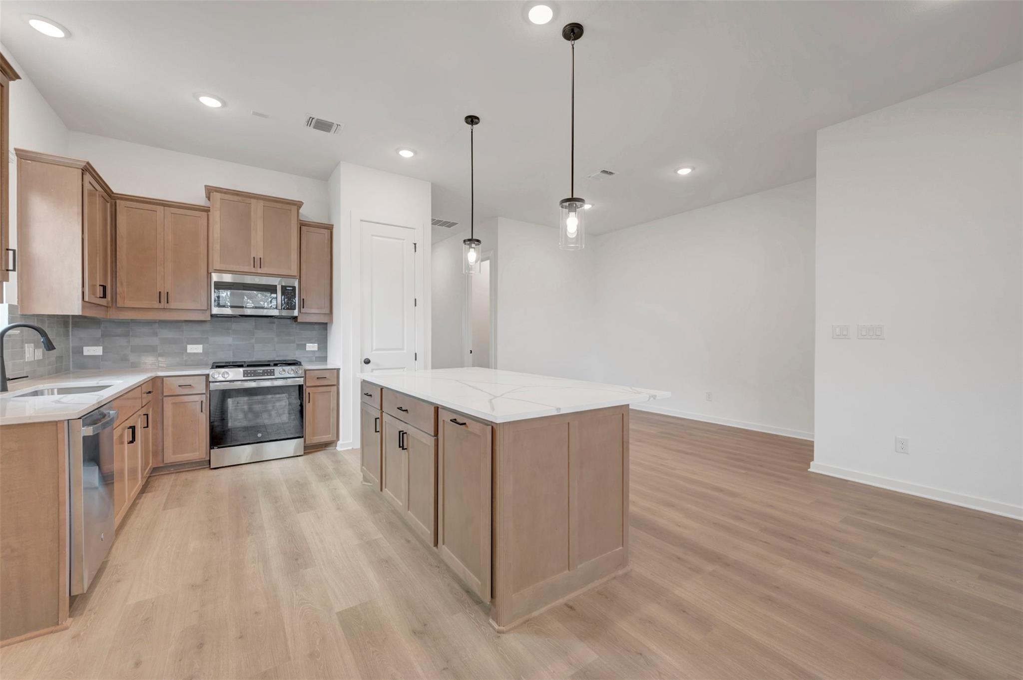 174 Norway Spruce St, Dripping Springs, TX 78620