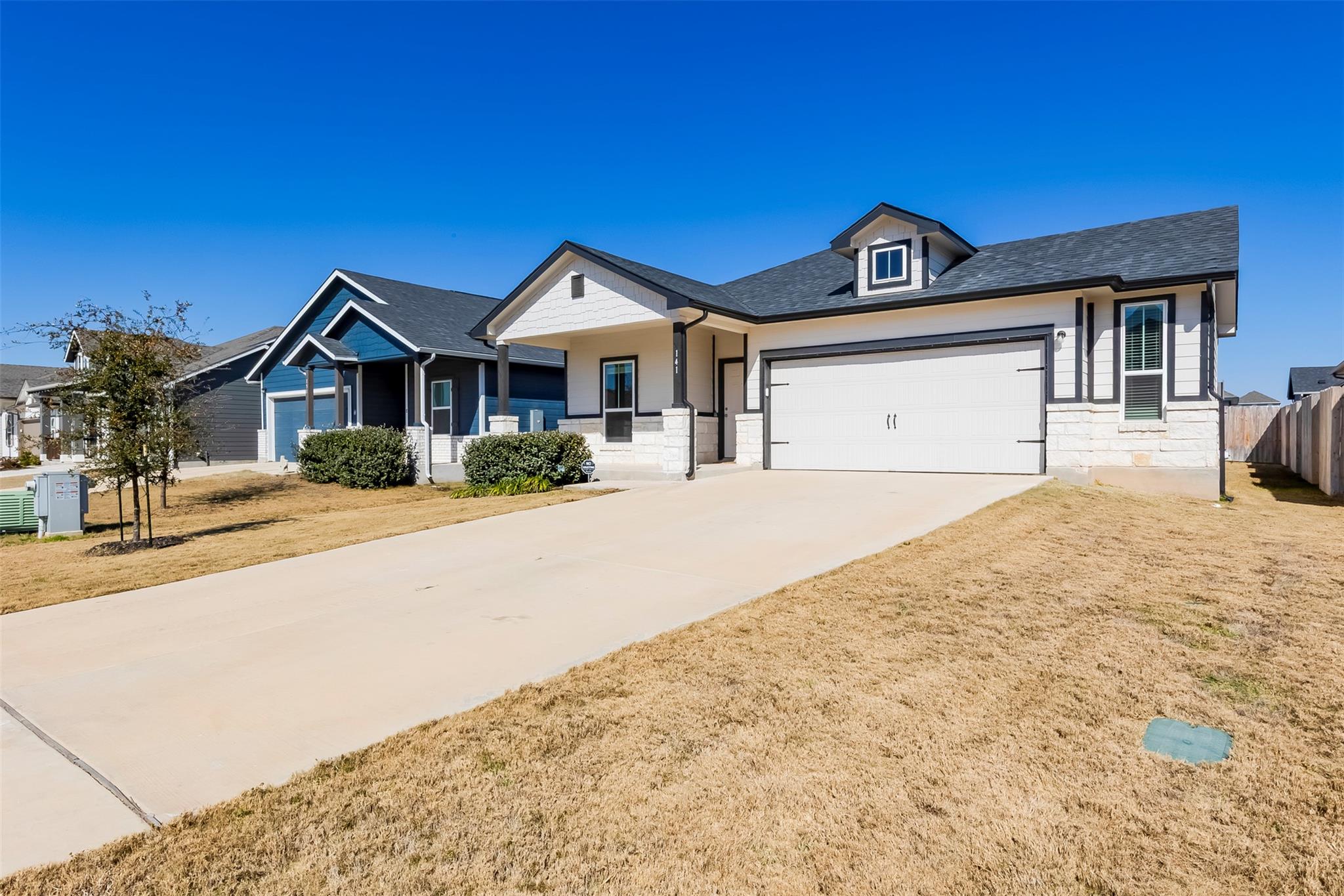 141 Yellowstone Dr, Kyle, TX 78640