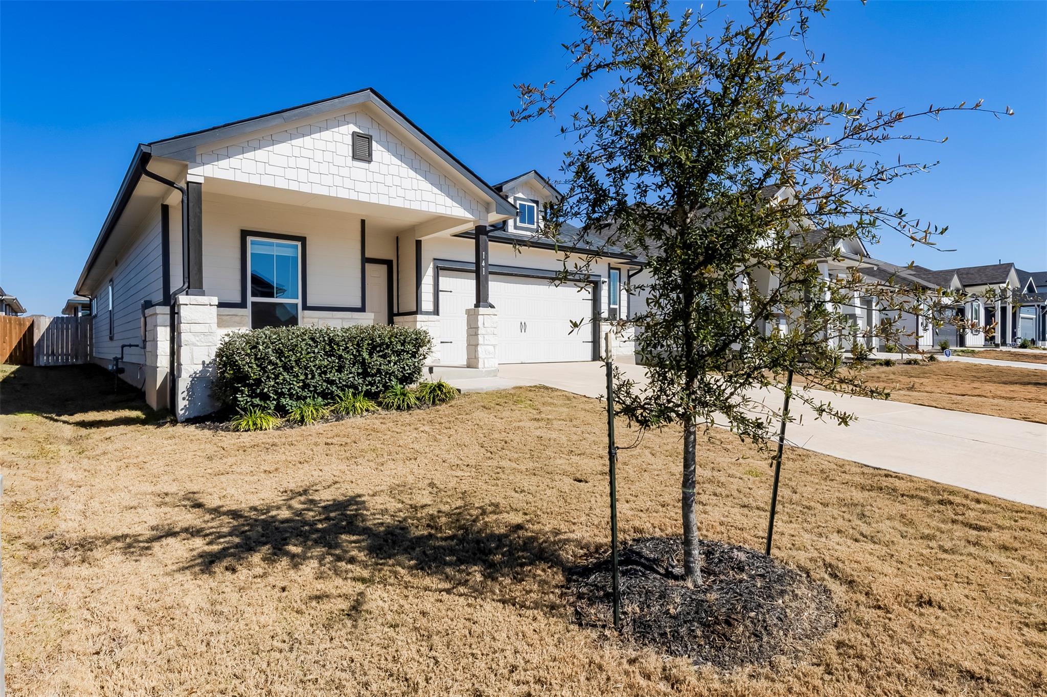 141 Yellowstone Dr, Kyle, TX 78640