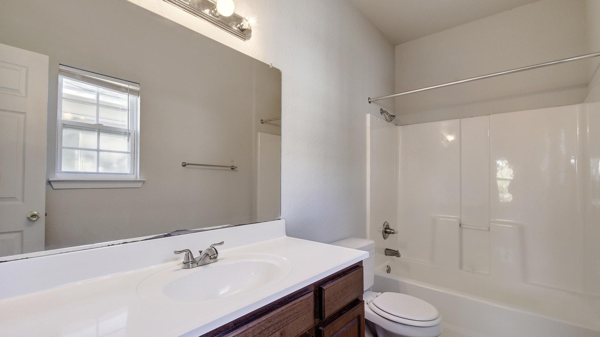 2206 Pennsylvania Ave # A, Austin, TX 78702