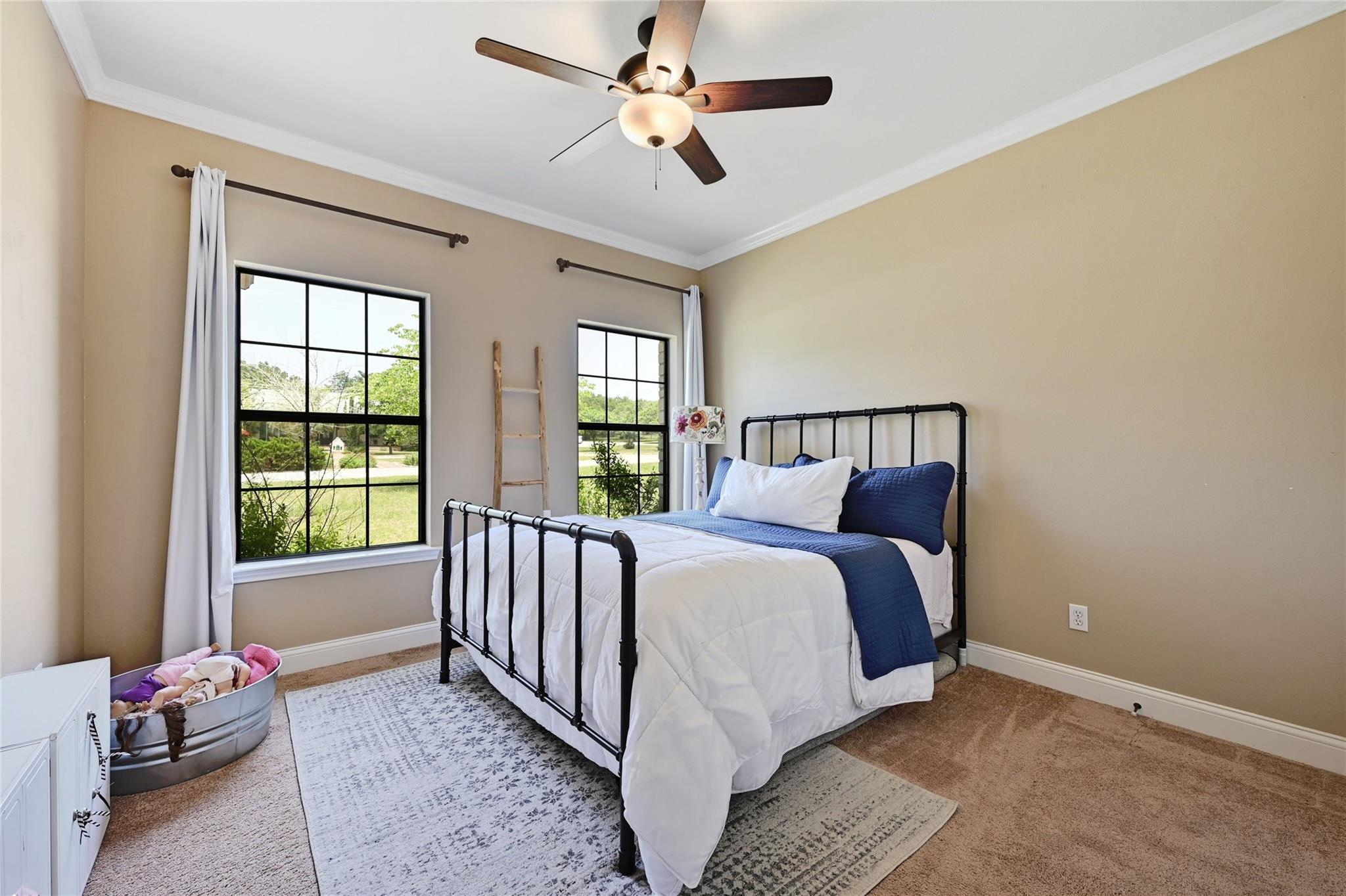 801 Mountain Crest Dr, Wimberley, TX 78676