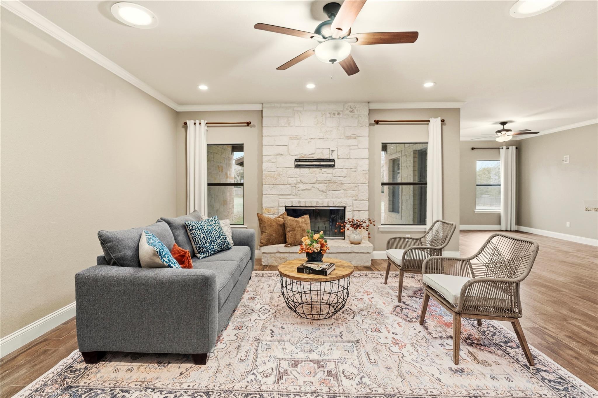 801 Mountain Crest Dr, Wimberley, TX 78676