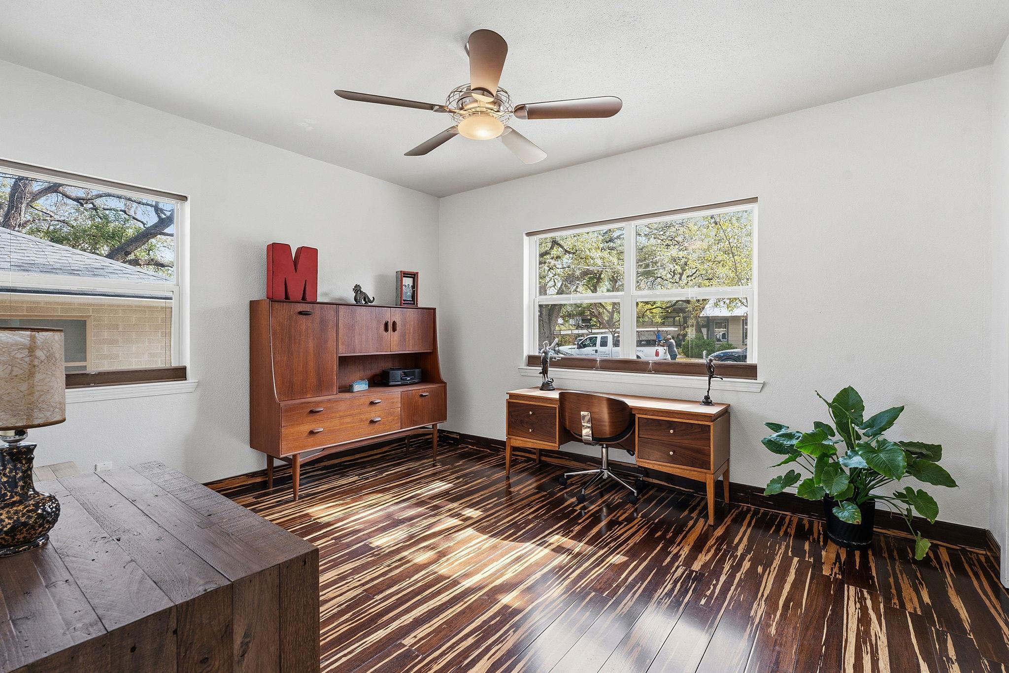 1112 Mission Rdg, Austin, TX 78704