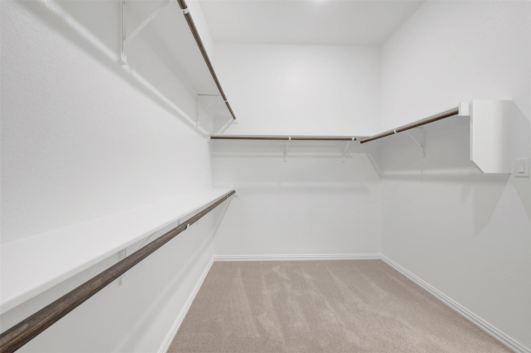 564 Darley Oak Dr, Dripping Springs, TX 78620