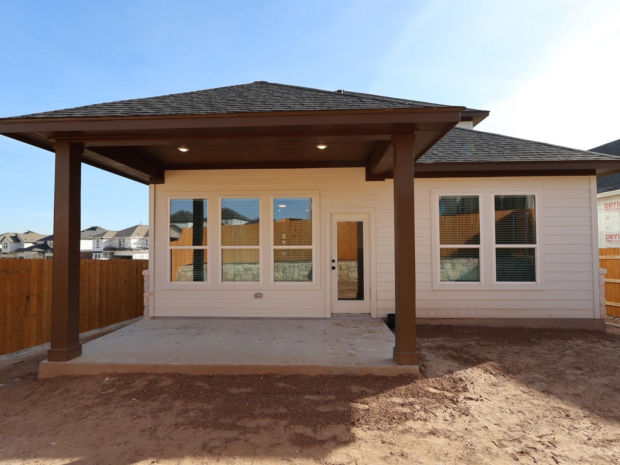 564 Darley Oak Dr, Dripping Springs, TX 78620