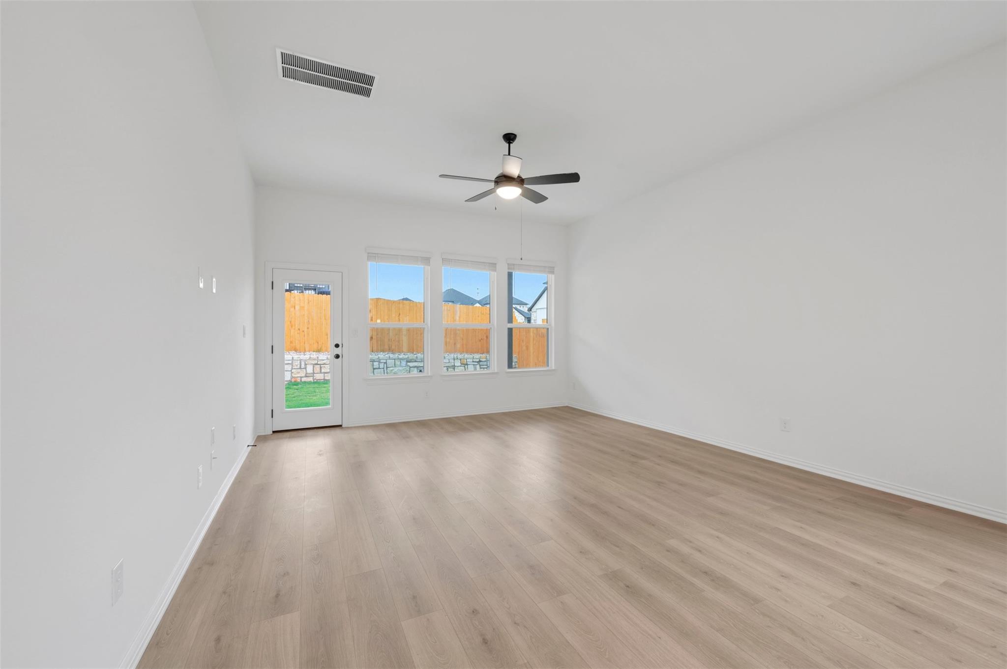 564 Darley Oak Dr, Dripping Springs, TX 78620