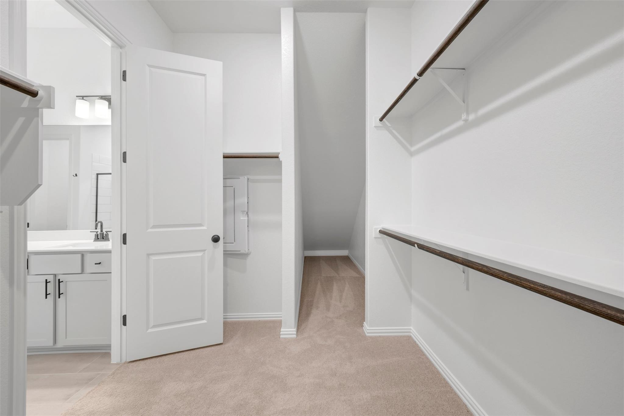 564 Darley Oak Dr, Dripping Springs, TX 78620