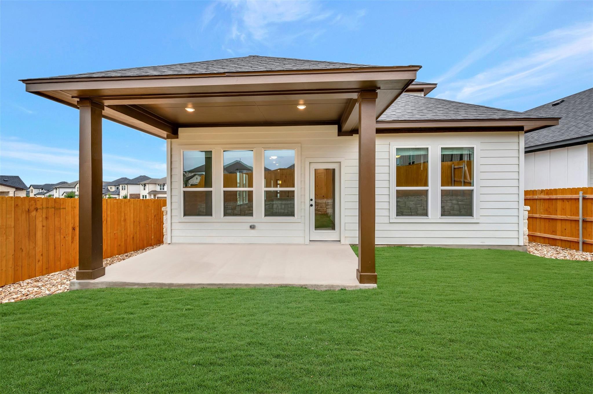 564 Darley Oak Dr, Dripping Springs, TX 78620