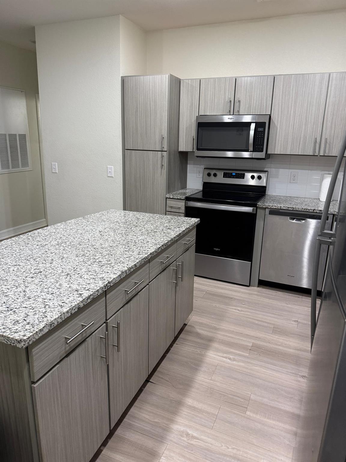 1201 W Whitestone Blvd Blvd, Cedar Park, TX 78613