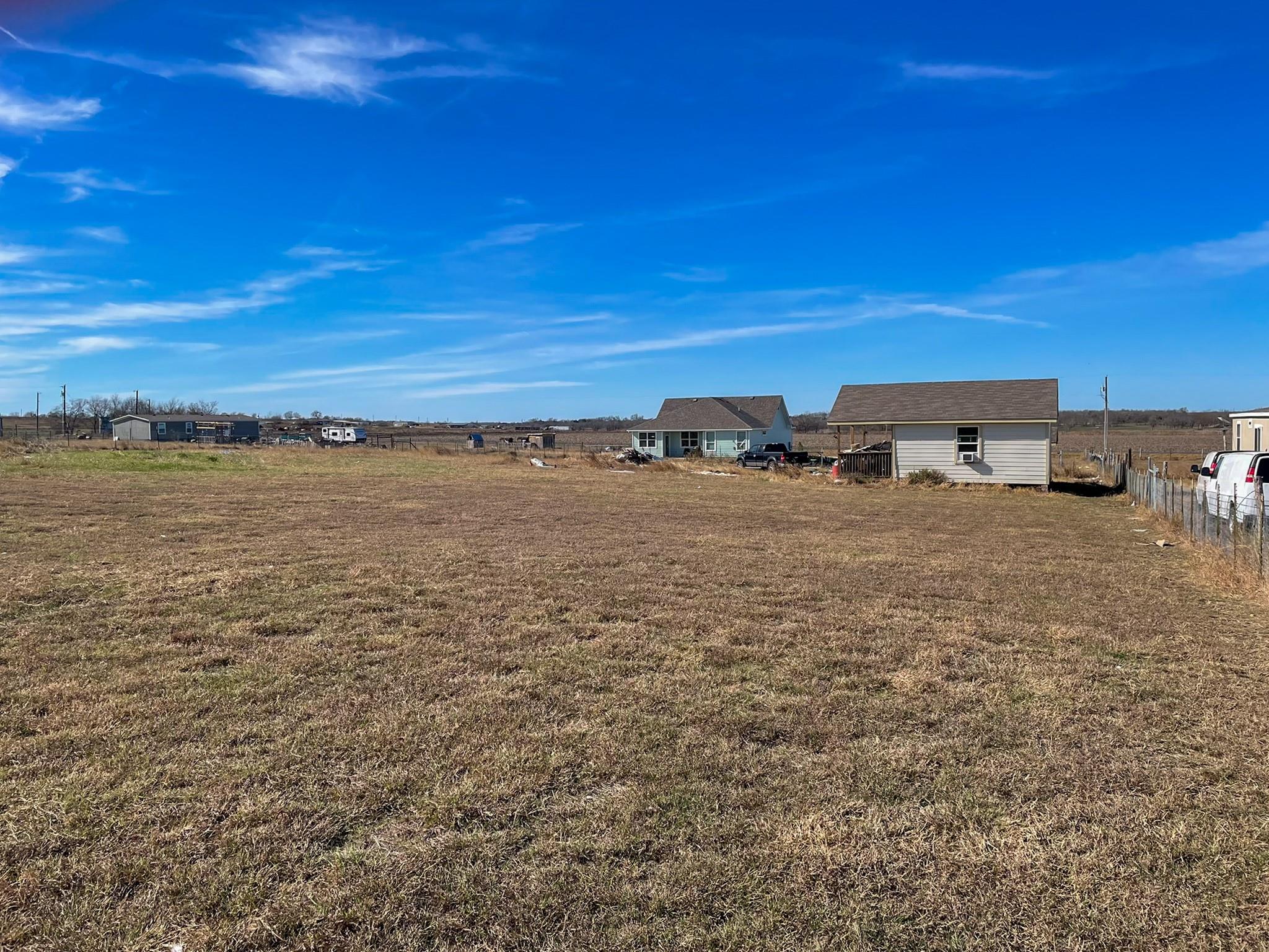 1351 County Road 419, Taylor, TX 76574