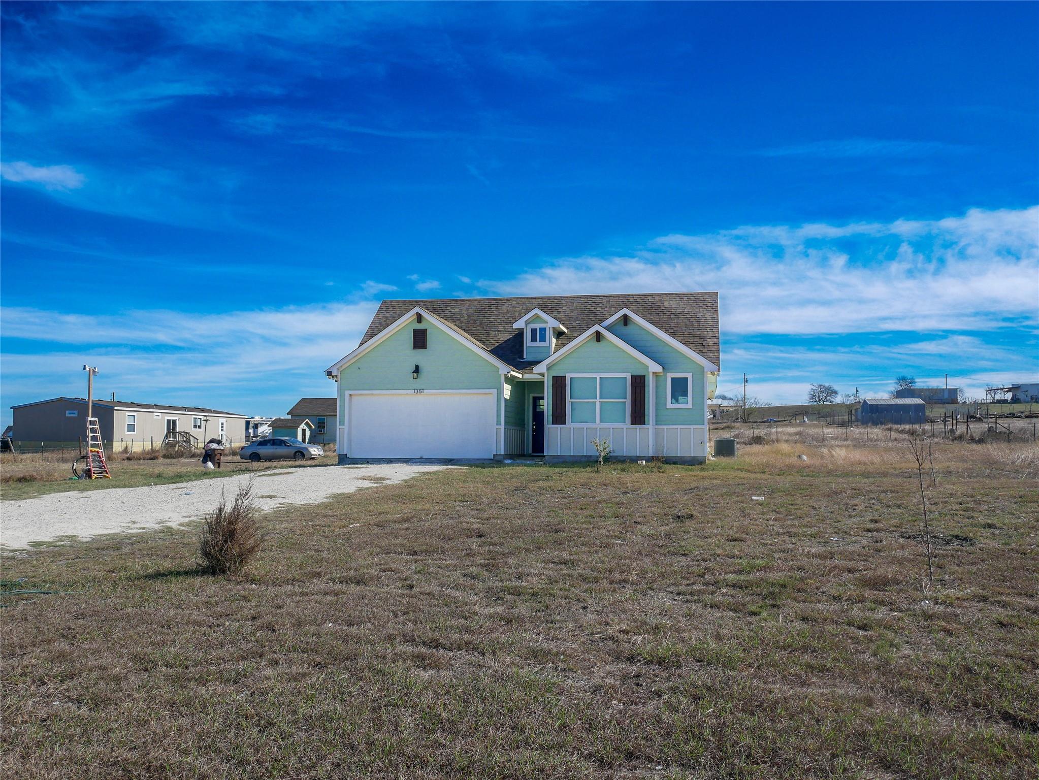 1351 County Road 419, Taylor, TX 76574