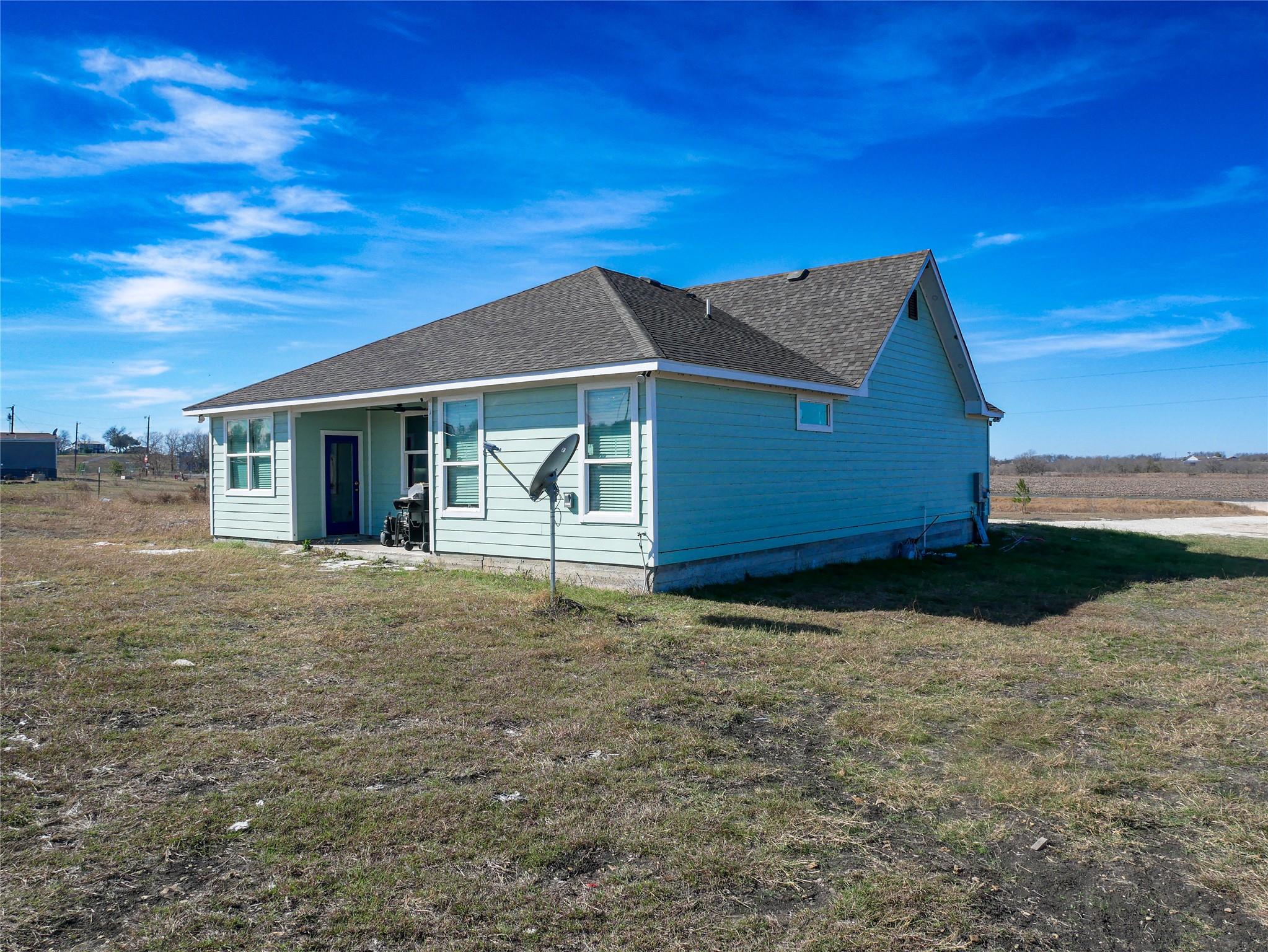 1351 County Road 419, Taylor, TX 76574