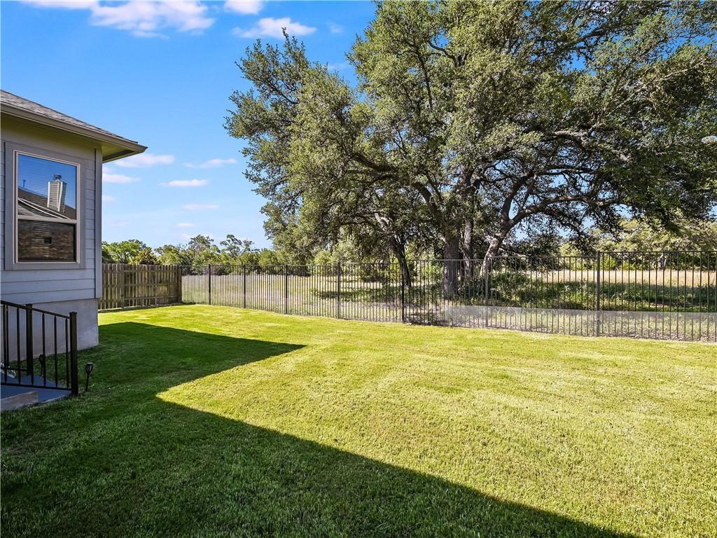 332 Quartz Dr, Dripping Springs, TX 78620