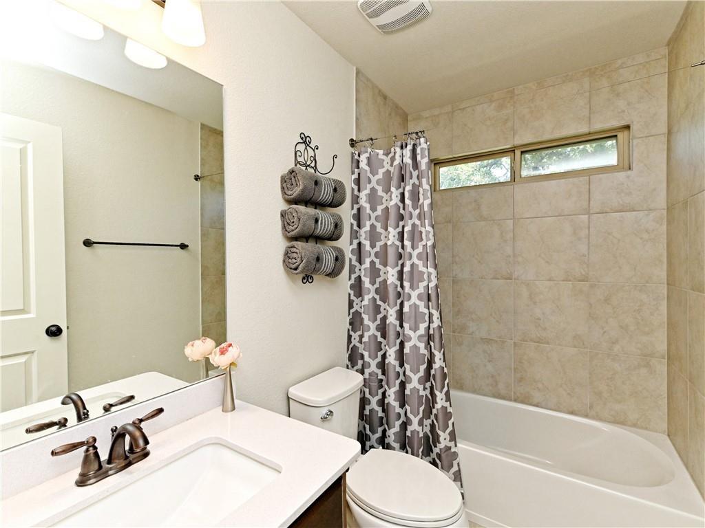 332 Quartz Dr, Dripping Springs, TX 78620