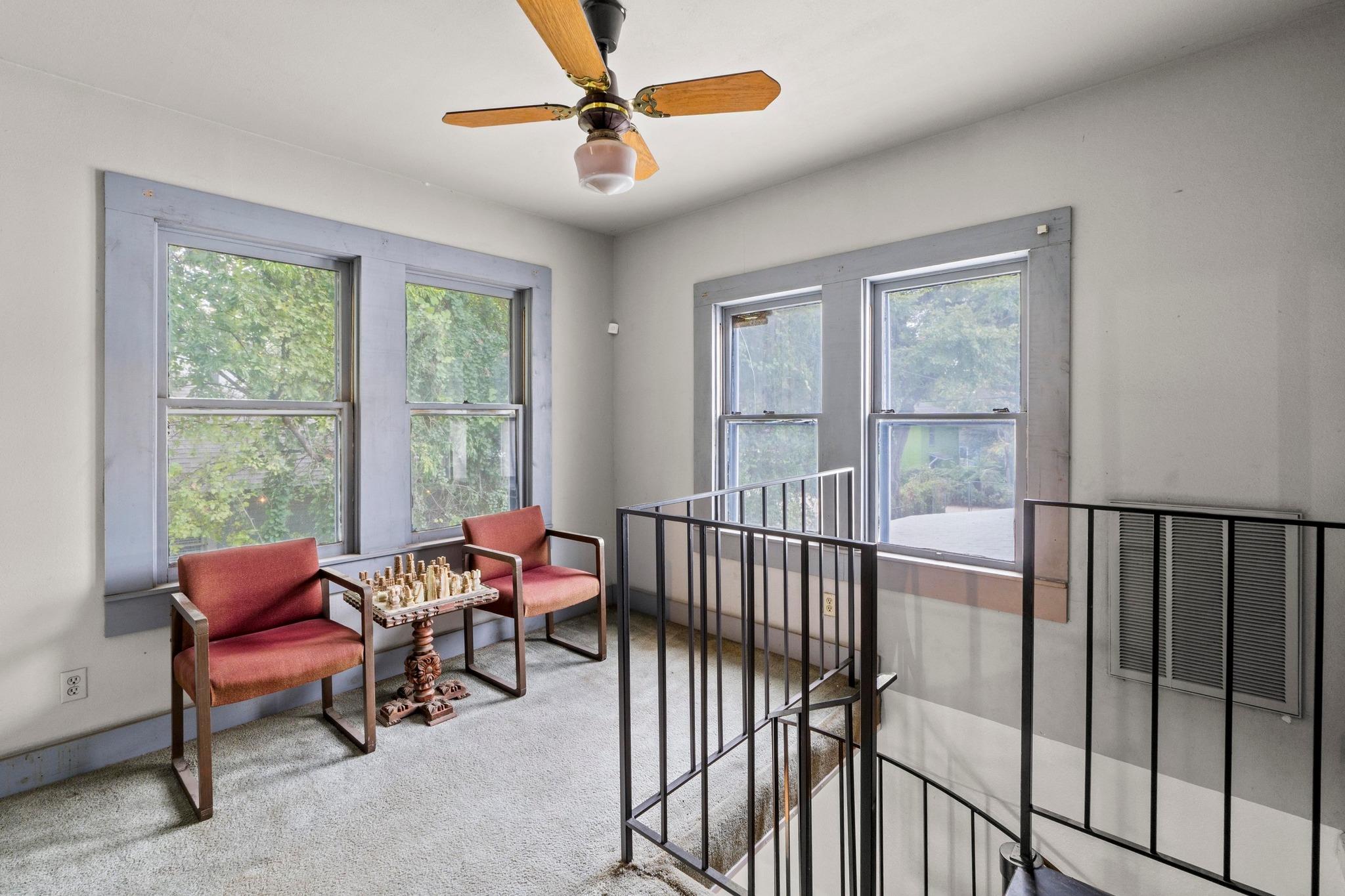 2117 E Cesar Chavez St, Austin, TX 78702