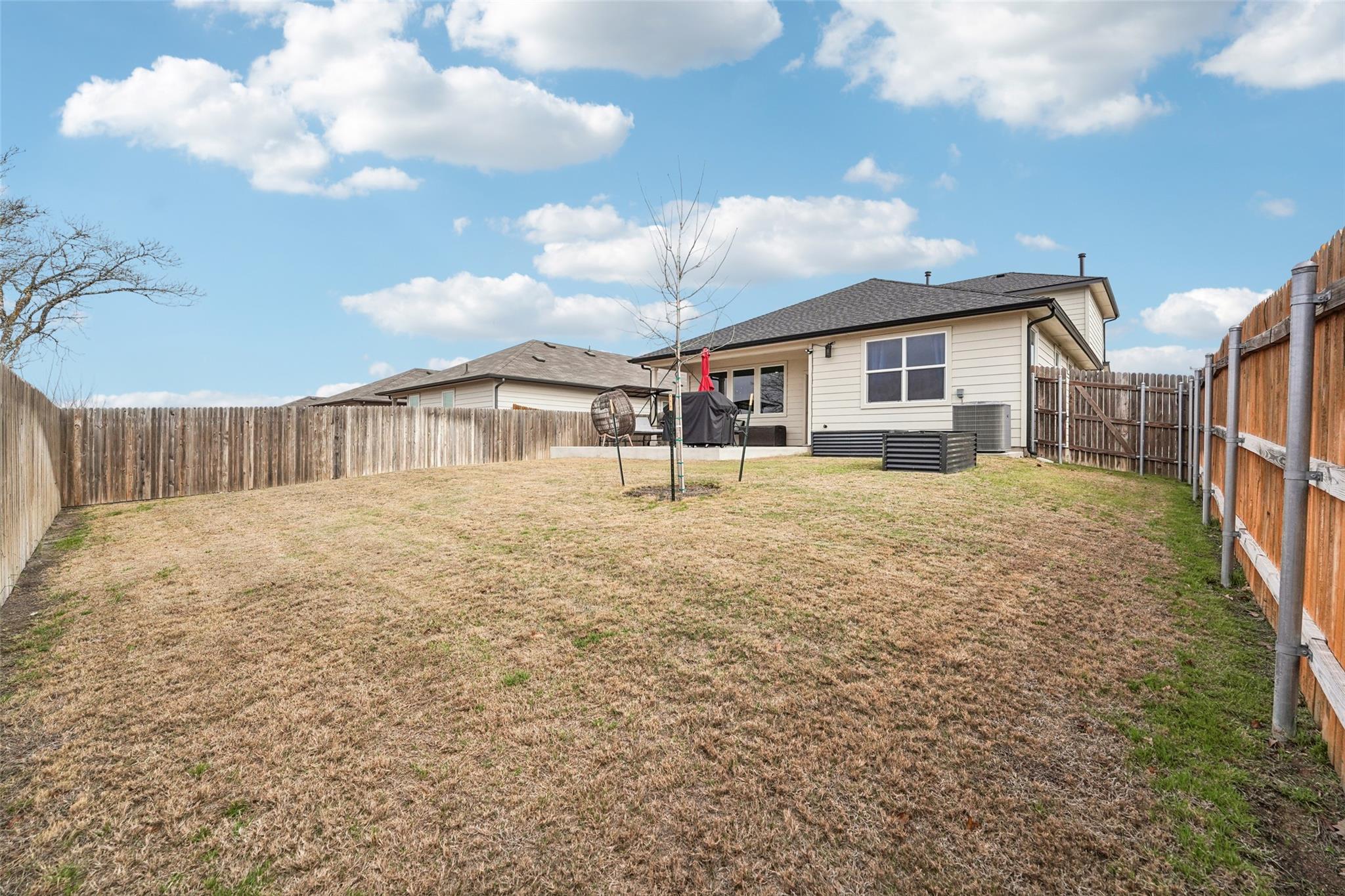 356 Spider Lily Dr, Kyle, TX 78640