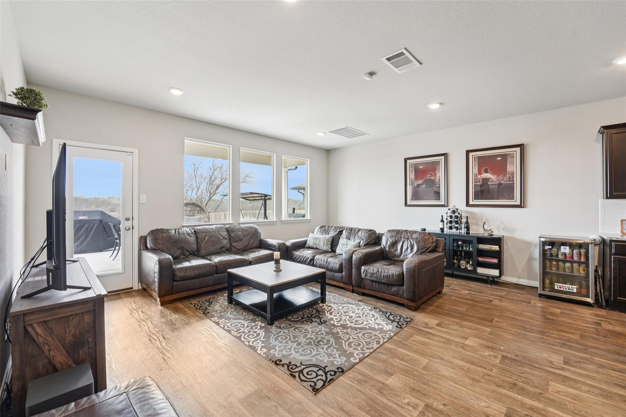 356 Spider Lily Dr, Kyle, TX 78640