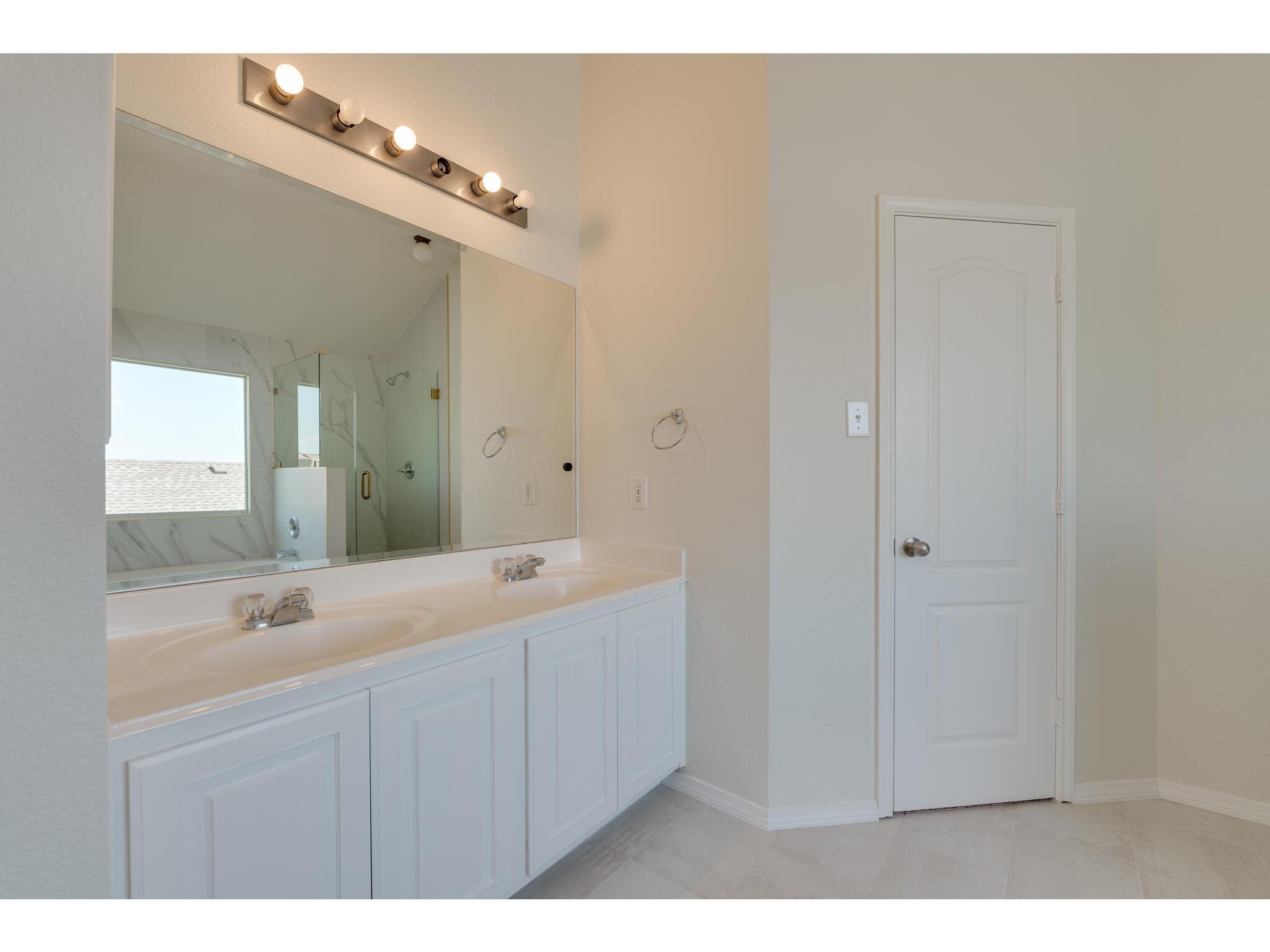 2700 Mission Tejas Dr, Pflugerville, TX 78660