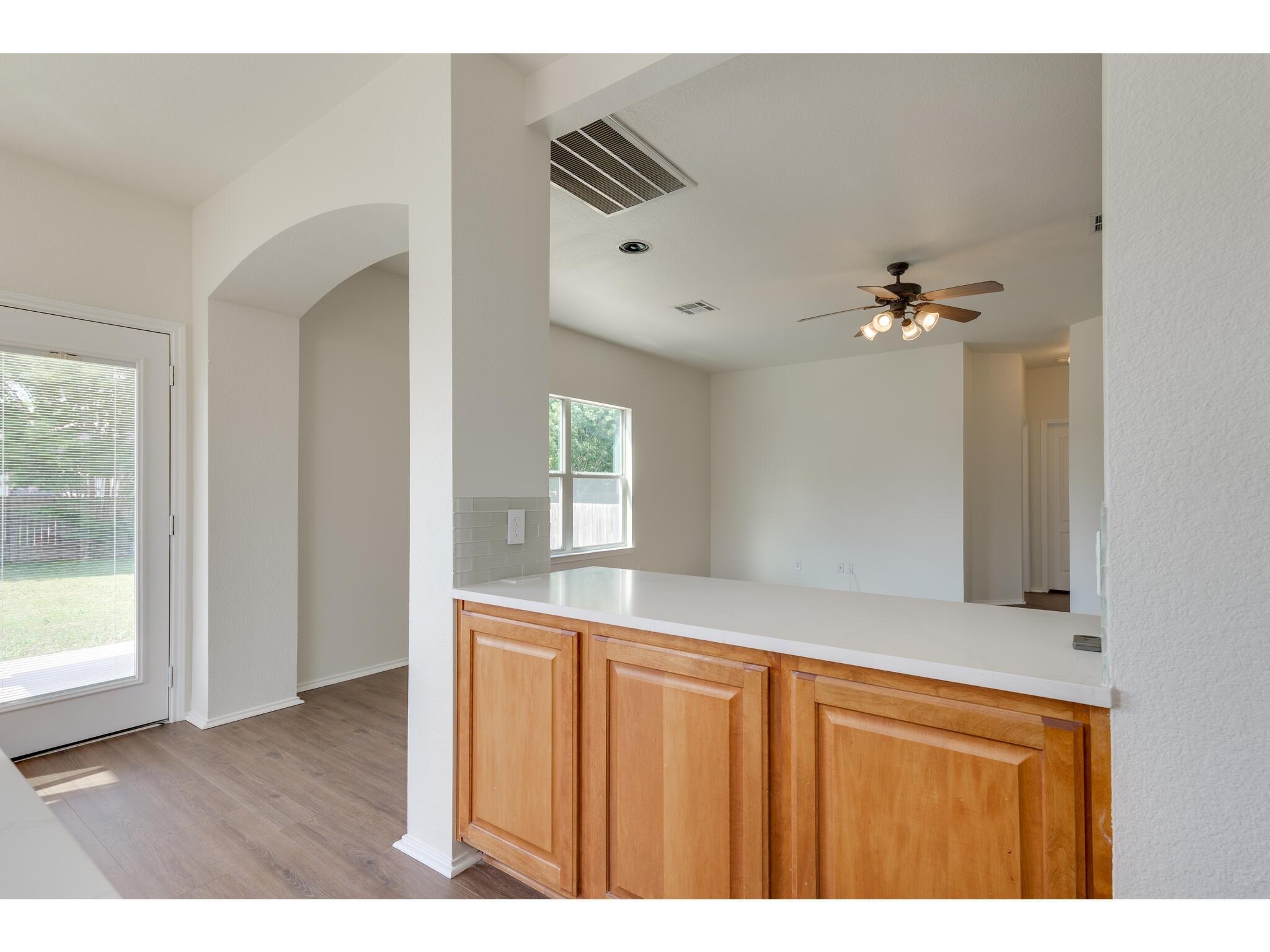 2700 Mission Tejas Dr, Pflugerville, TX 78660