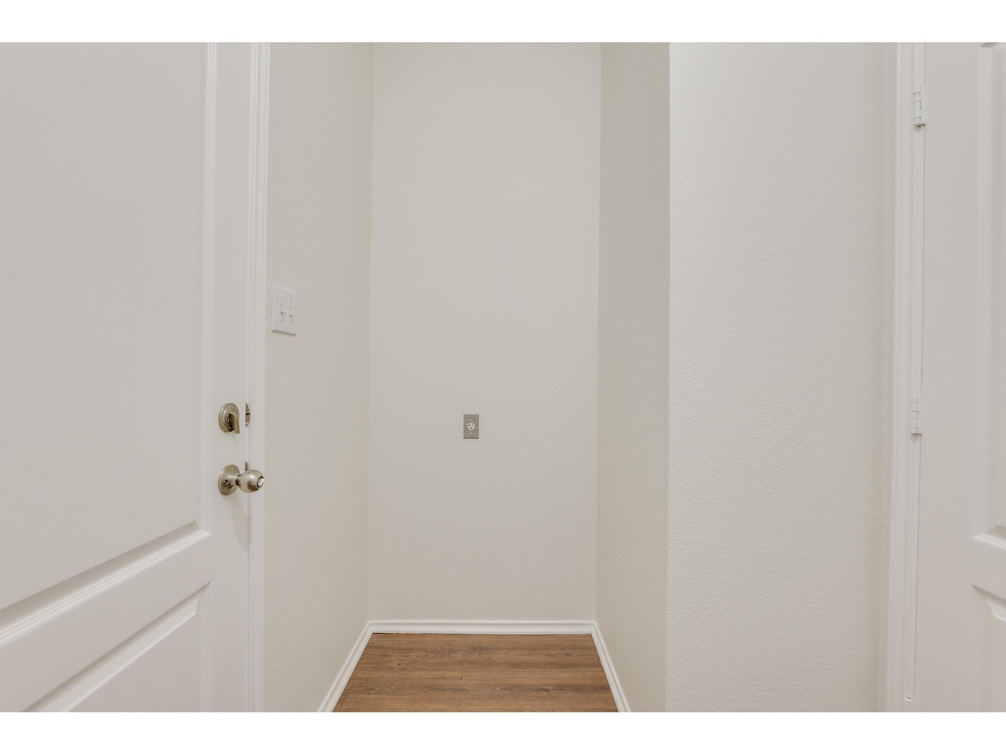 2700 Mission Tejas Dr, Pflugerville, TX 78660