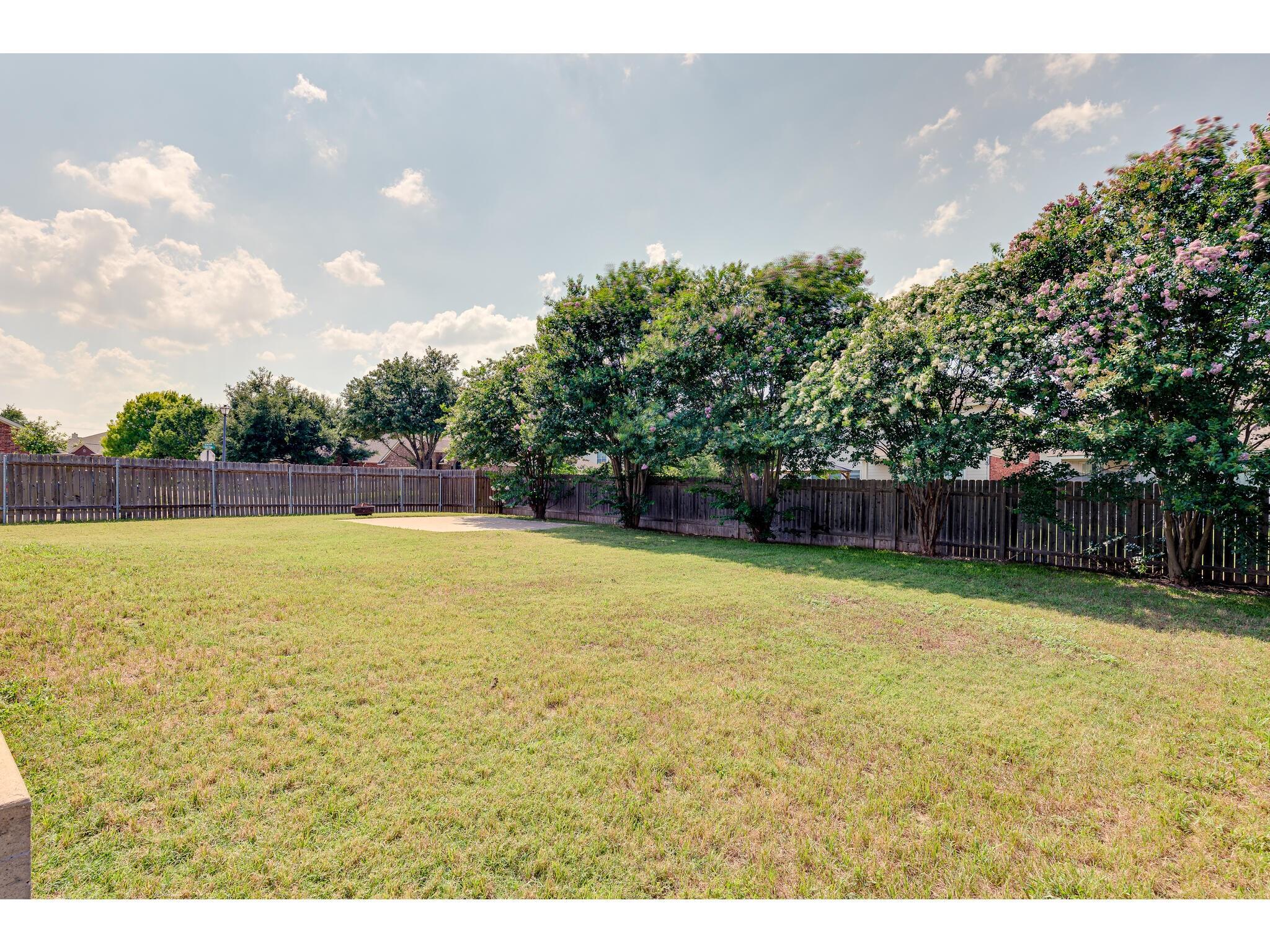 2700 Mission Tejas Dr, Pflugerville, TX 78660