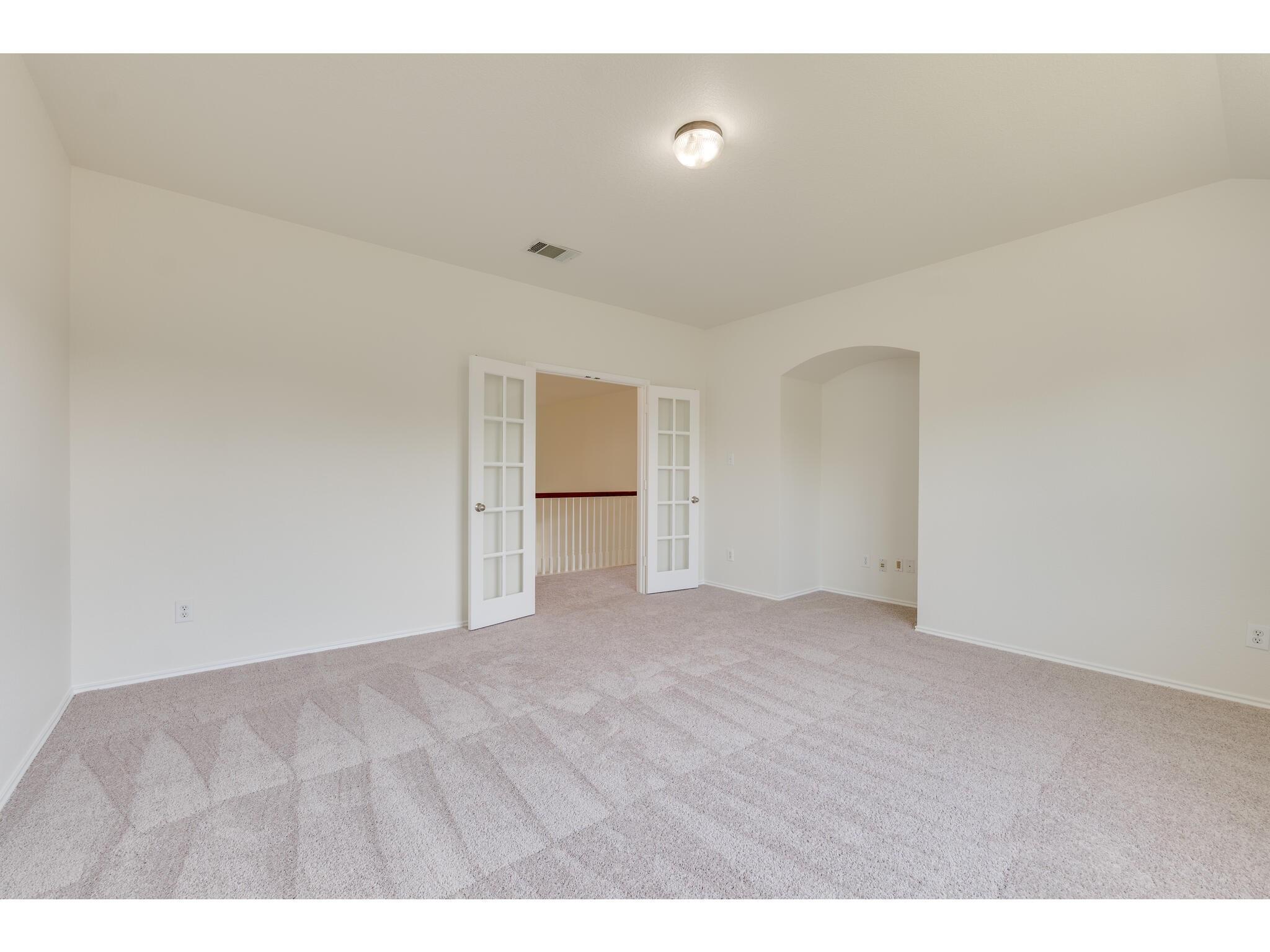 2700 Mission Tejas Dr, Pflugerville, TX 78660